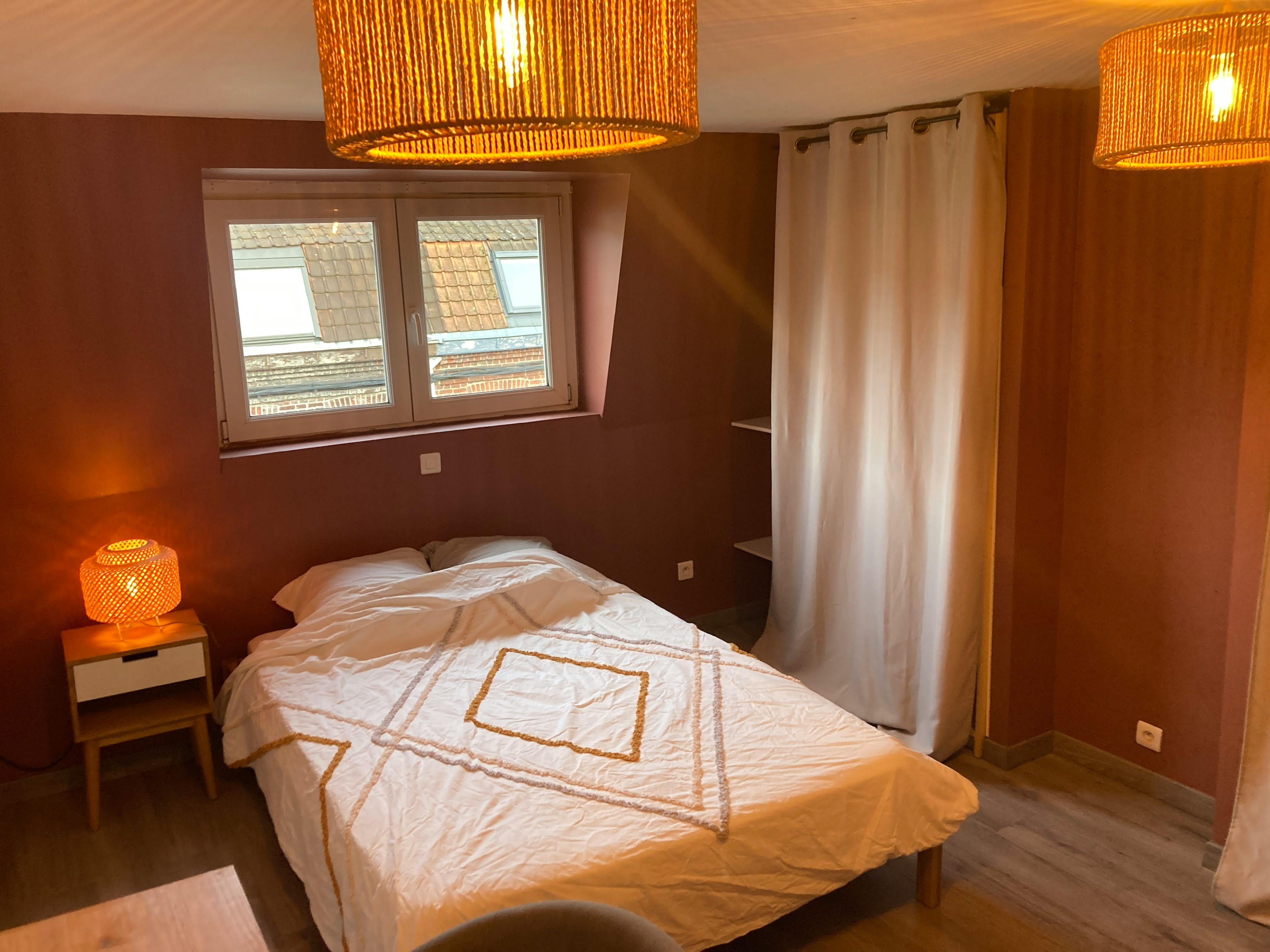 Rue Emile Zola, Loos preview