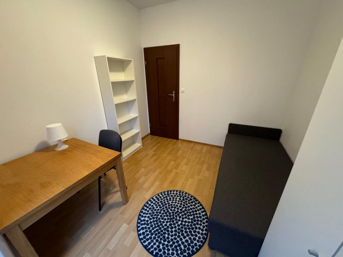 Wyględowska, Warsaw preview