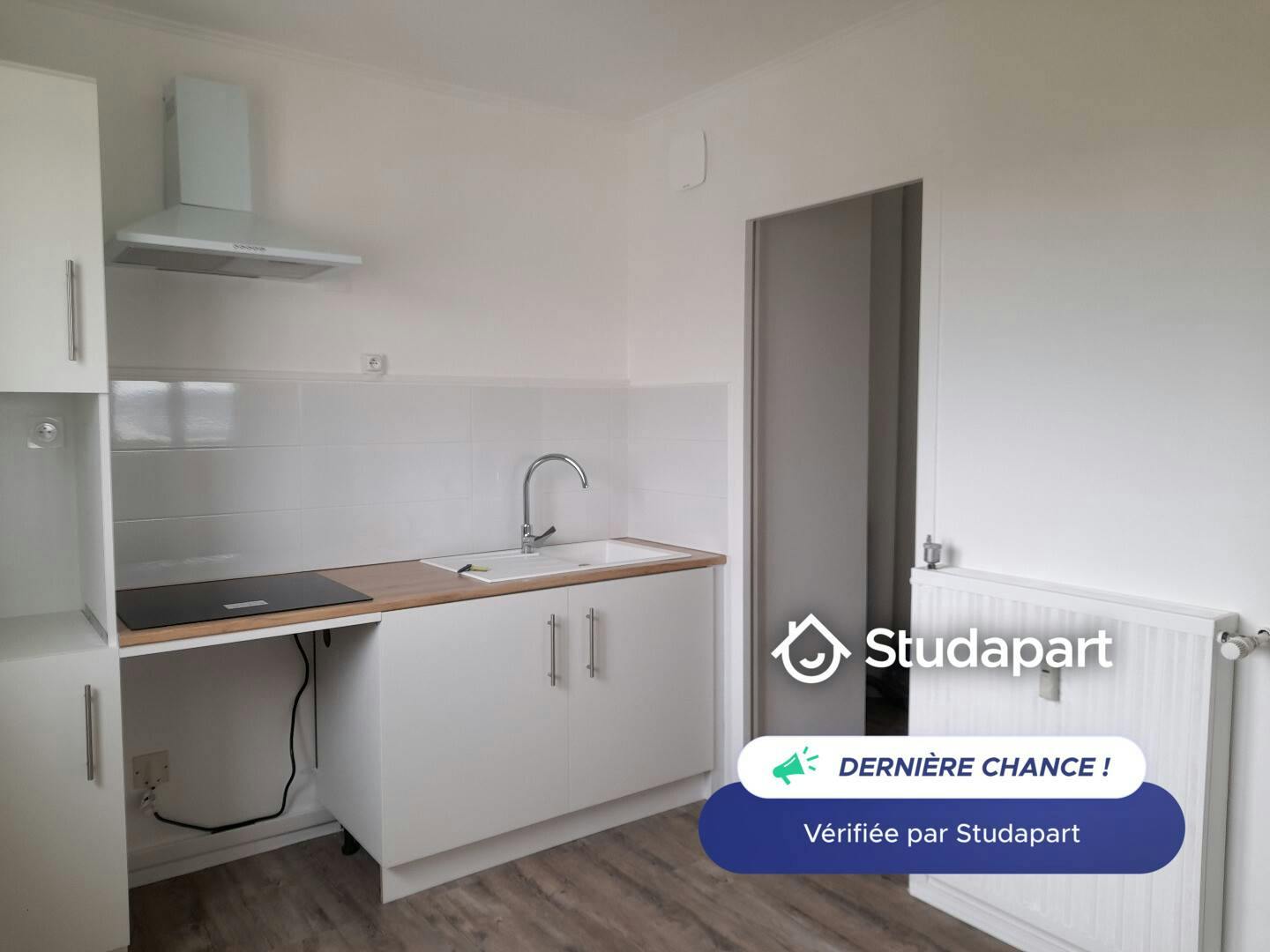 Apartamento para alugar por € 750 por mês em Angoulême, Allée du Mas de la Pierre Levée