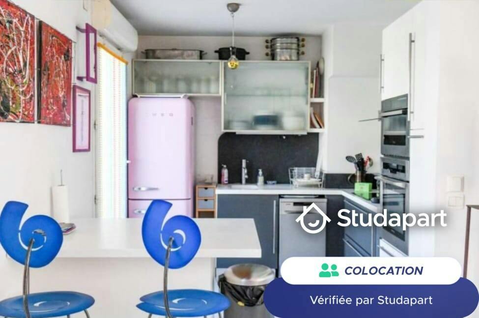 Private room for rent on Rue Breteuil, Marseille - Vue 4