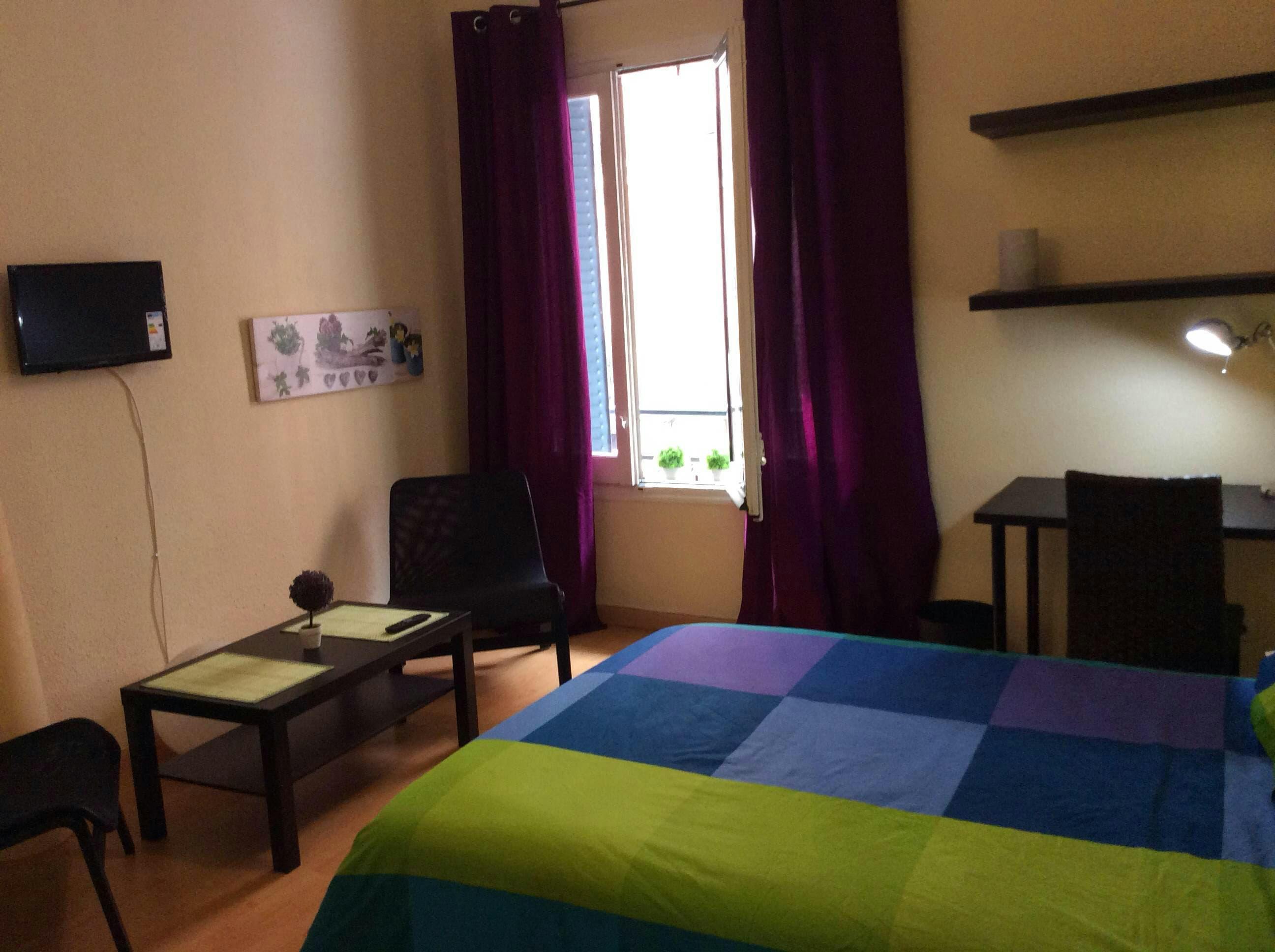Lägenhet att hyra för 500 € i månaden i Madrid, Calle de Monteleón