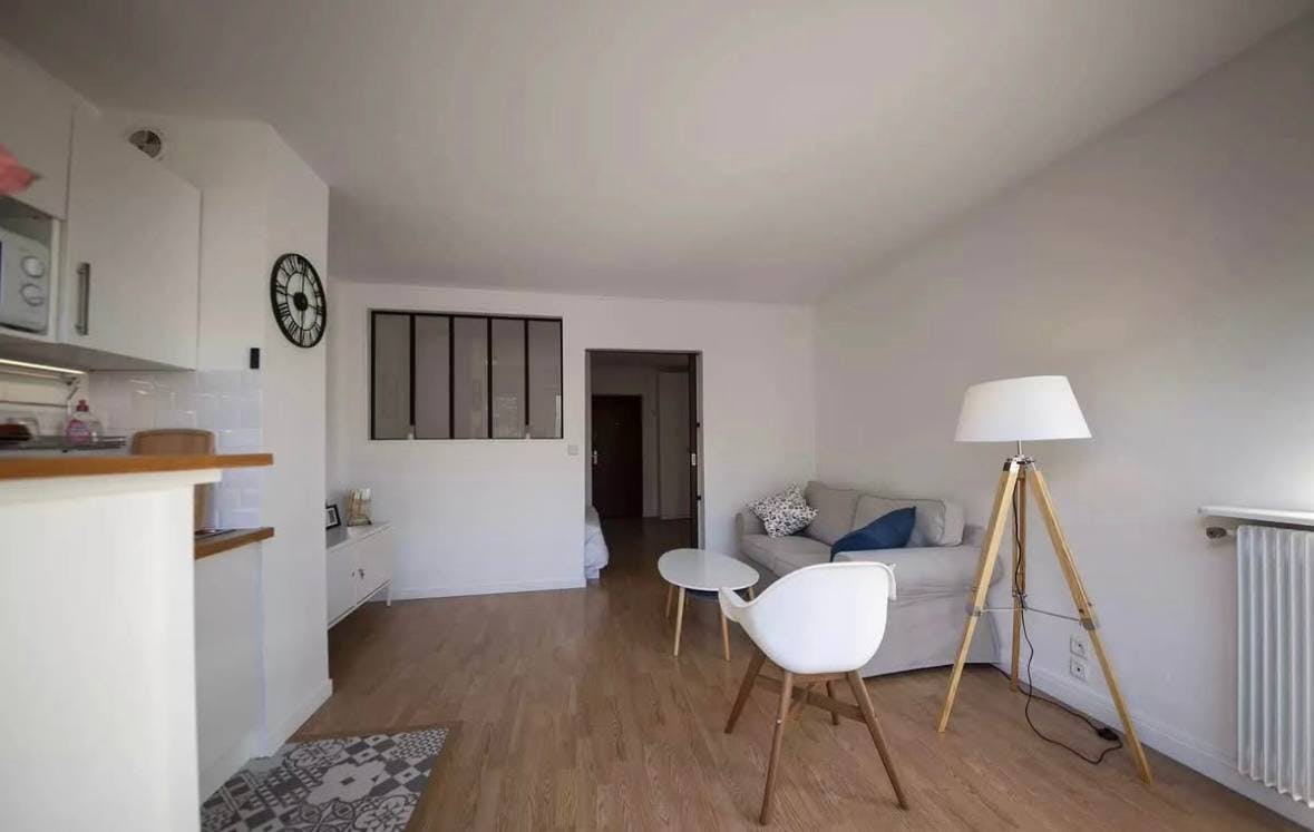 1-Bedroom Apartment in Boulevard de la République, Boulogne-Billancourt (1719767) room image 2