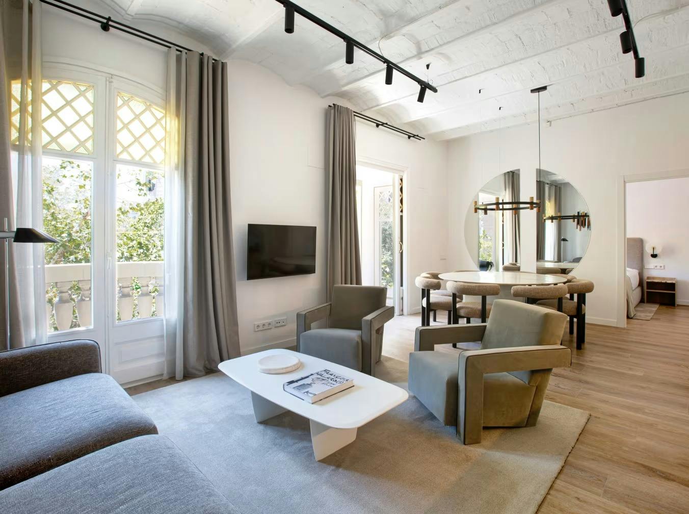 4-Bedroom Apartment in Avinguda Diagonal, Barcelona (1719807) ROOM