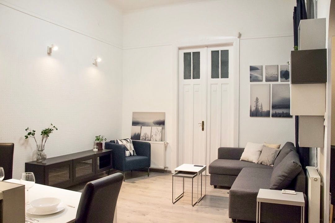 Appartamento in affitto a 354.908 HUF al mese a Budapest, Alsó erdősor