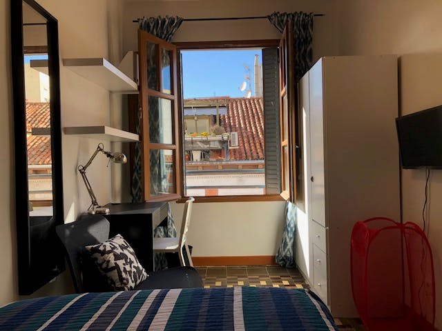 Privé kamer te huur voor € 500 per maand in Madrid, Calle de Monteleón