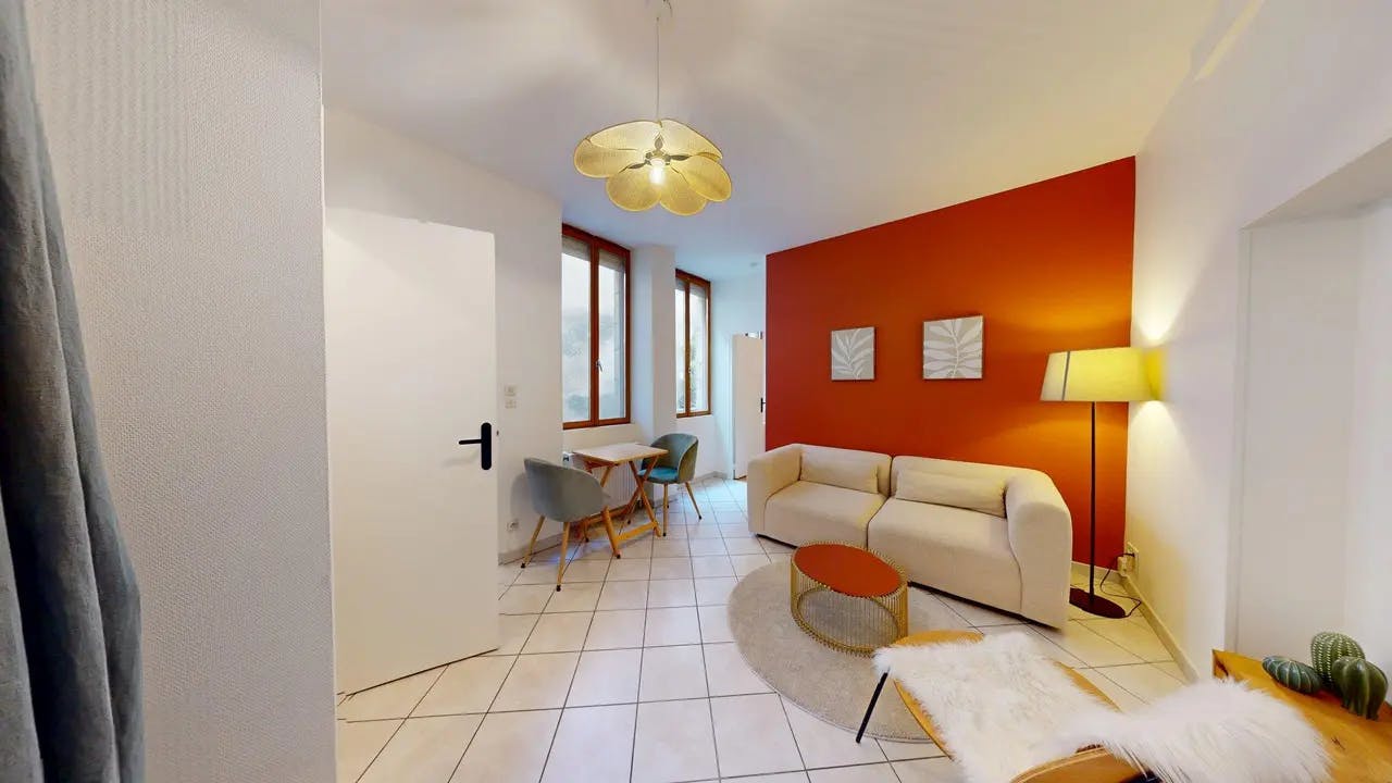 Apartment for rent for €700 per month in Dijon, Rue Monge