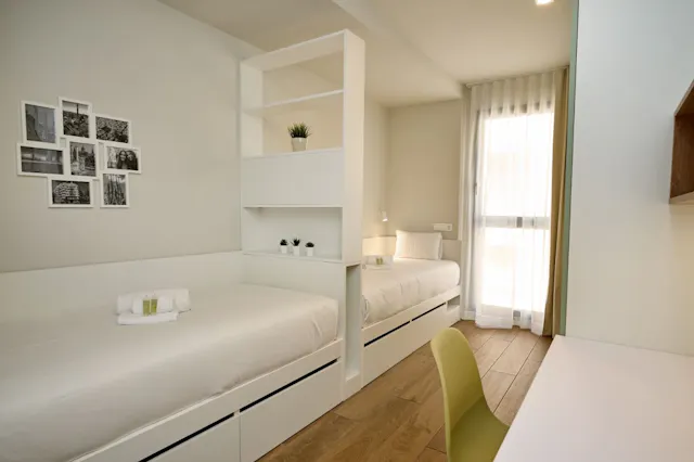 Shared room in Carrer de Sèneca, Barcelona (1719997) room image 2