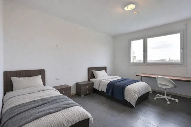 Shared room in Via Enrico Cosenz, Milan (1720001) room image 1