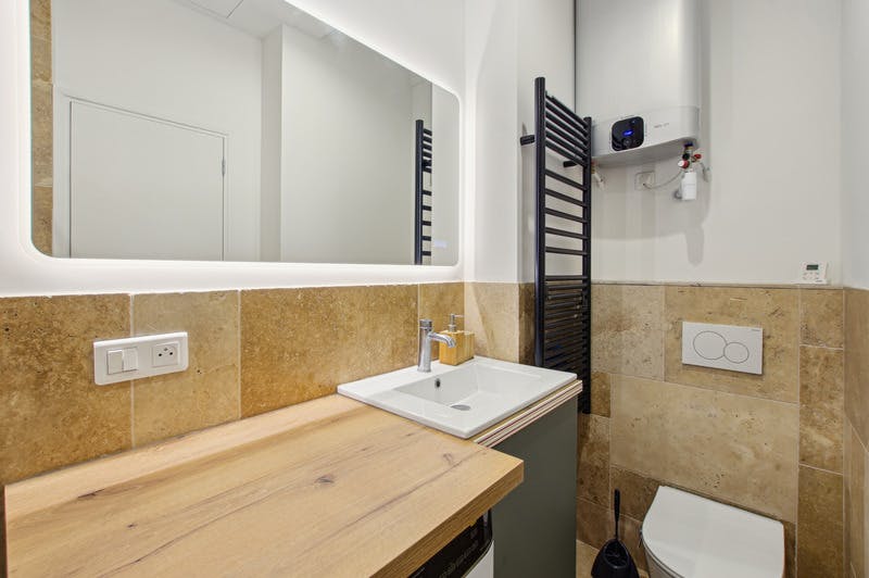 1-Bedroom Apartment in Rue du Faubourg Saint-Denis, Paris (1720071) room image 10