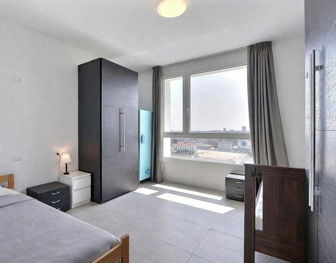 Shared room in Via Federica Galli, Milan (1720109) room image 1