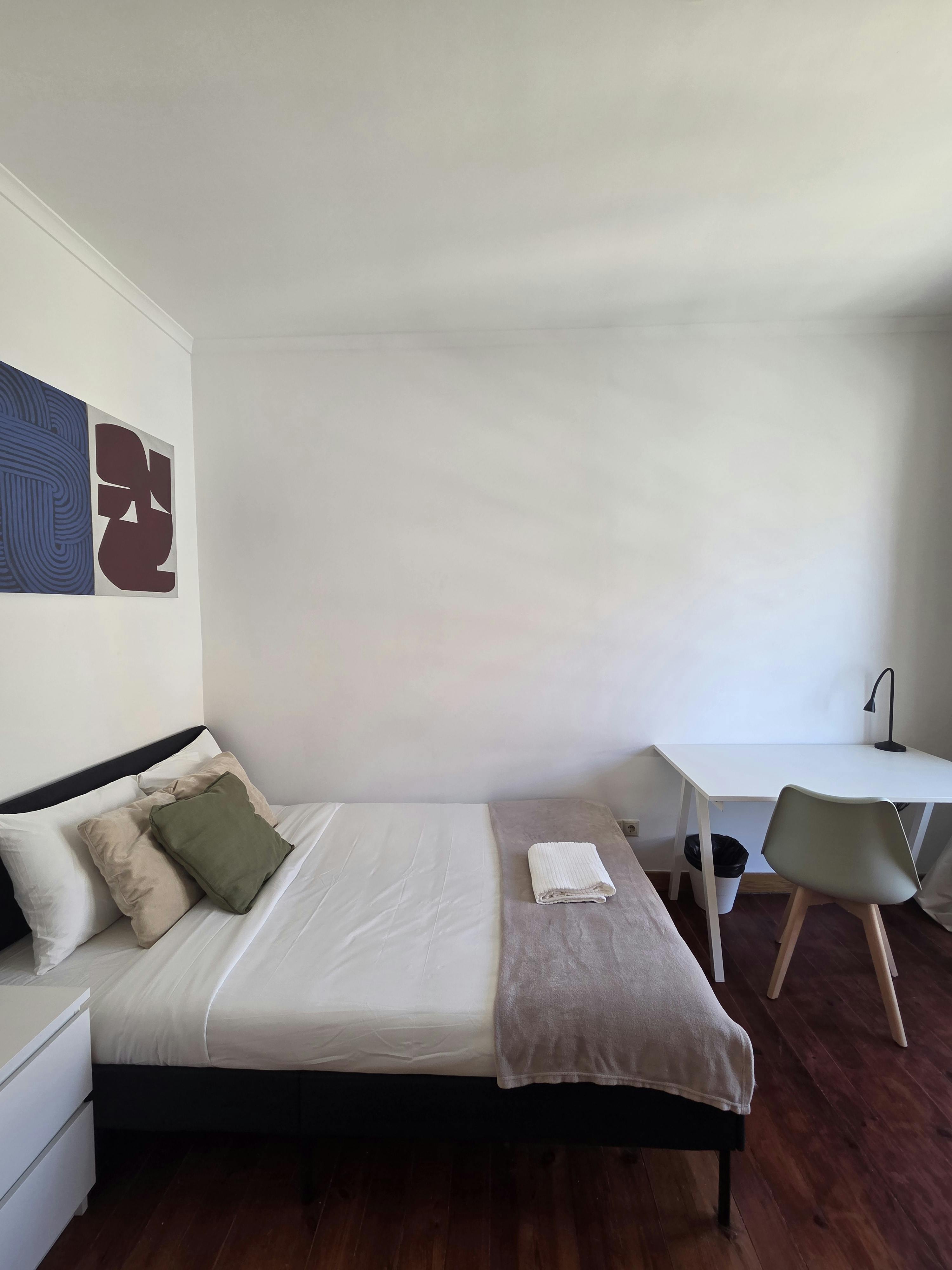 Private room in Rua Cavaleiro de Oliveira, Lisbon (1720133) ROOM 2