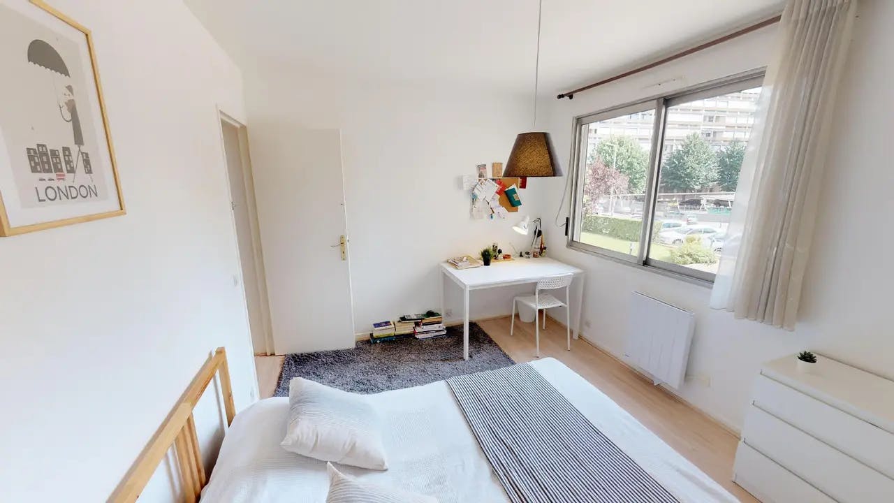Private room in Rue des Trois Pierres, Lyon (1720177) room image 1