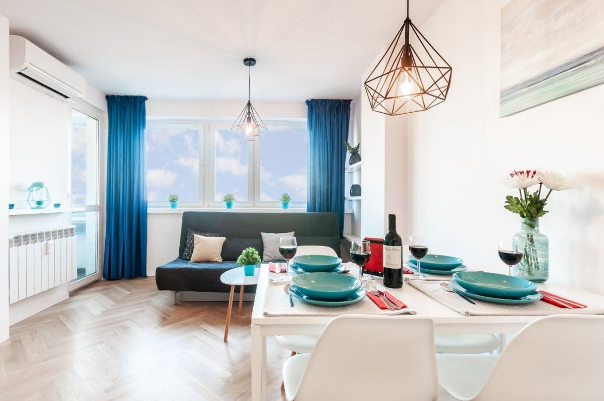 Chmielna, Warsaw preview