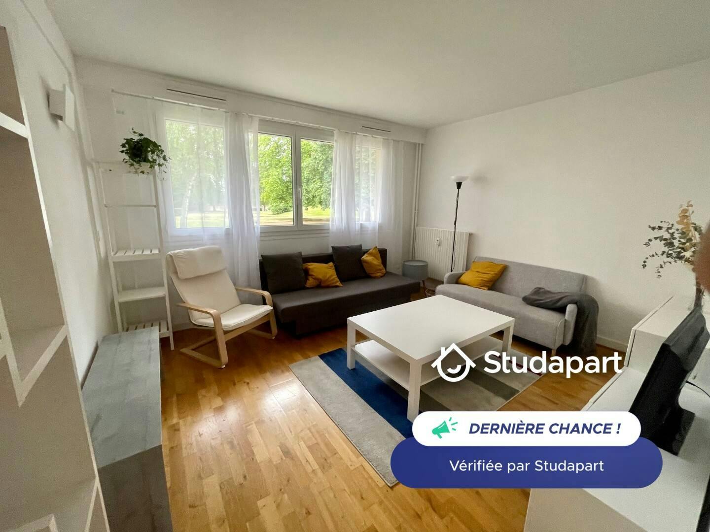 Apartment for rent for €450 per month in Mont-Saint-Aignan, Parc de la Scie