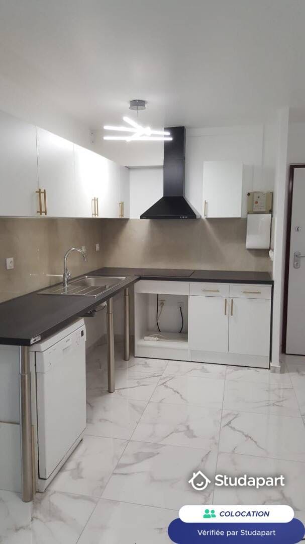 WG-Zimmer zu mieten für 500 € pro Monat in Sevran, Avenue Ronsard