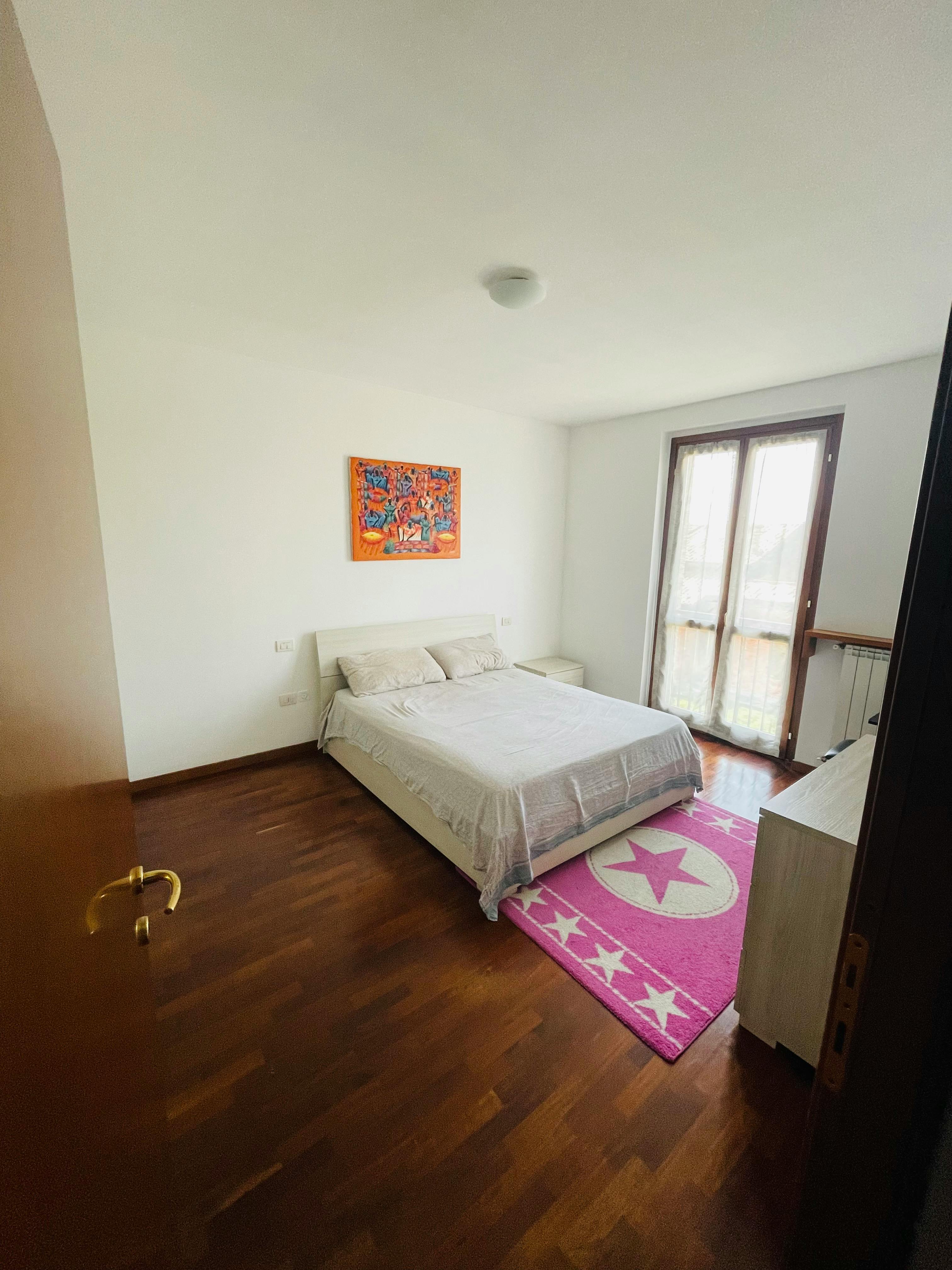 Cameră privată de închiriat pentru 600 EUR pe lună în Calcinate, Via Giovanni Falcone