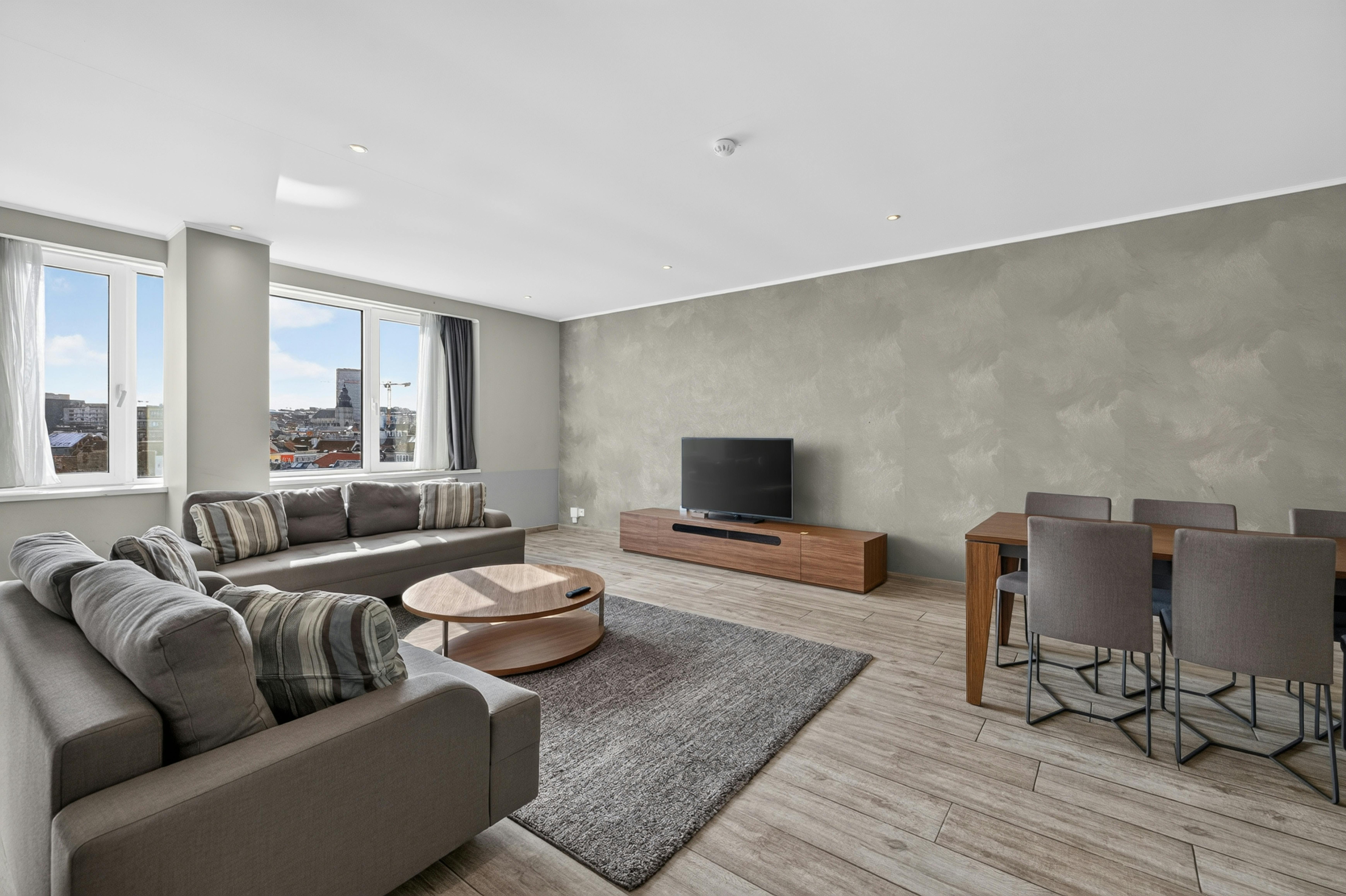 Appartement à louer pour 2 000 €/mois à Brussels, Boulevard du Midi