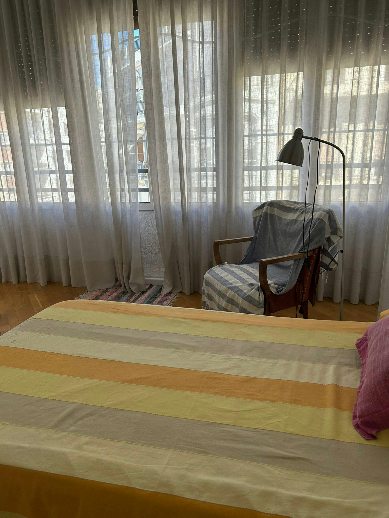 Private room in Carrer Salamanca, Valencia (1720792) room image 2