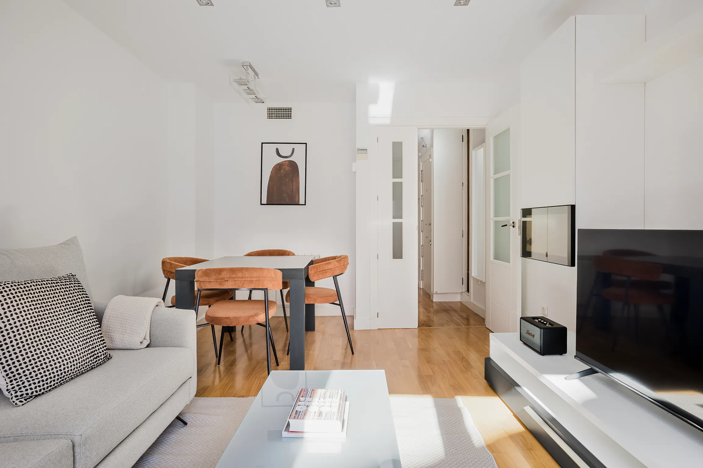 2-Bedroom Apartment in Calle de Concepción Jerónima, Madrid (1720793) ROOM 1