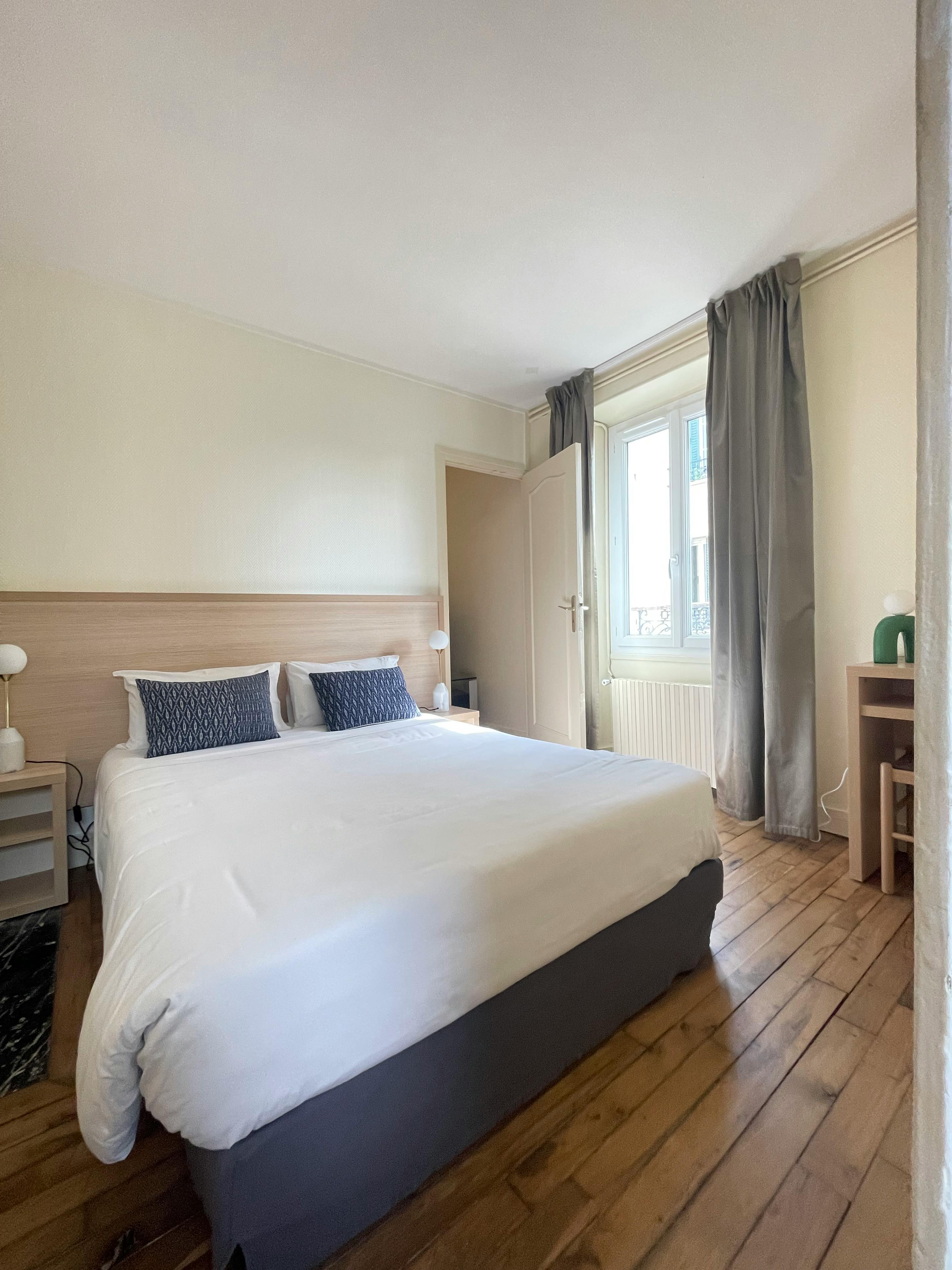Apartment for rent for €980 per month in Fontainebleau, Rue Saint-Merry