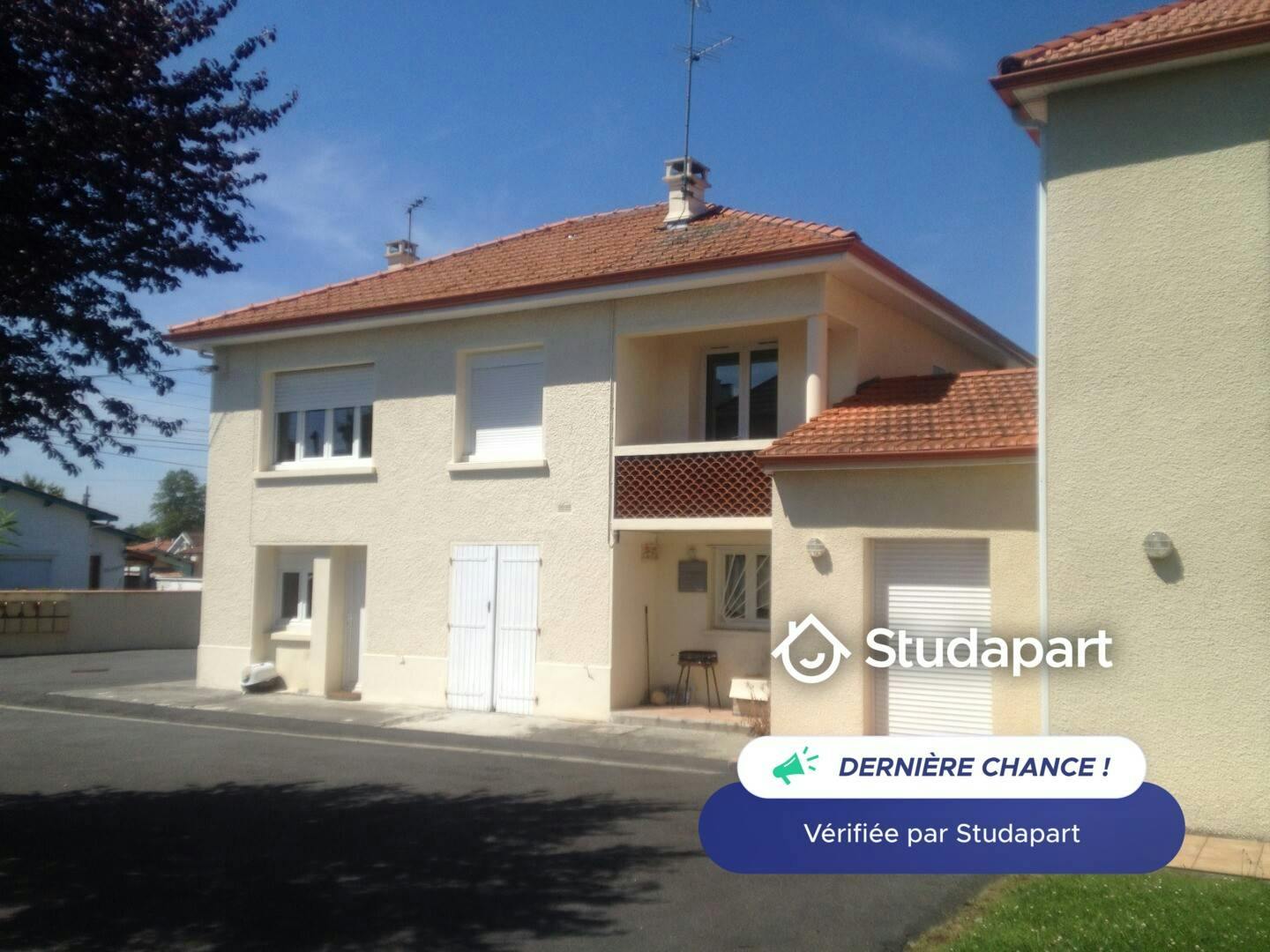 Wohnung zu mieten für 500 € pro Monat in Pau, Rue de Gavarnie