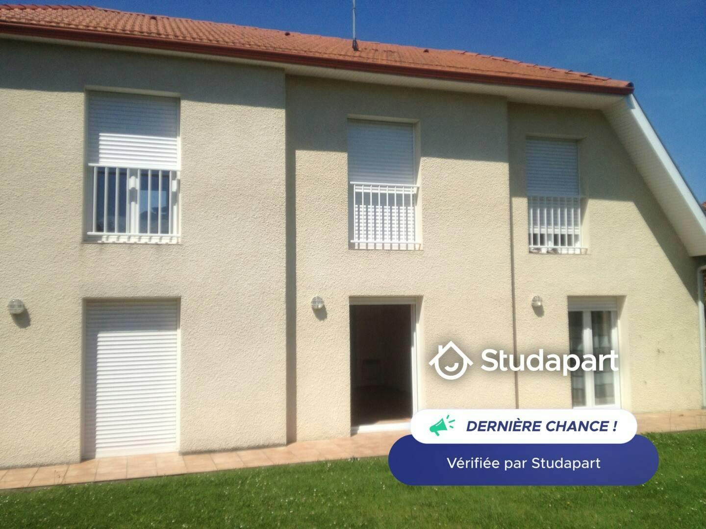 Wohnung zu mieten für 440 € pro Monat in Pau, Rue de Gavarnie