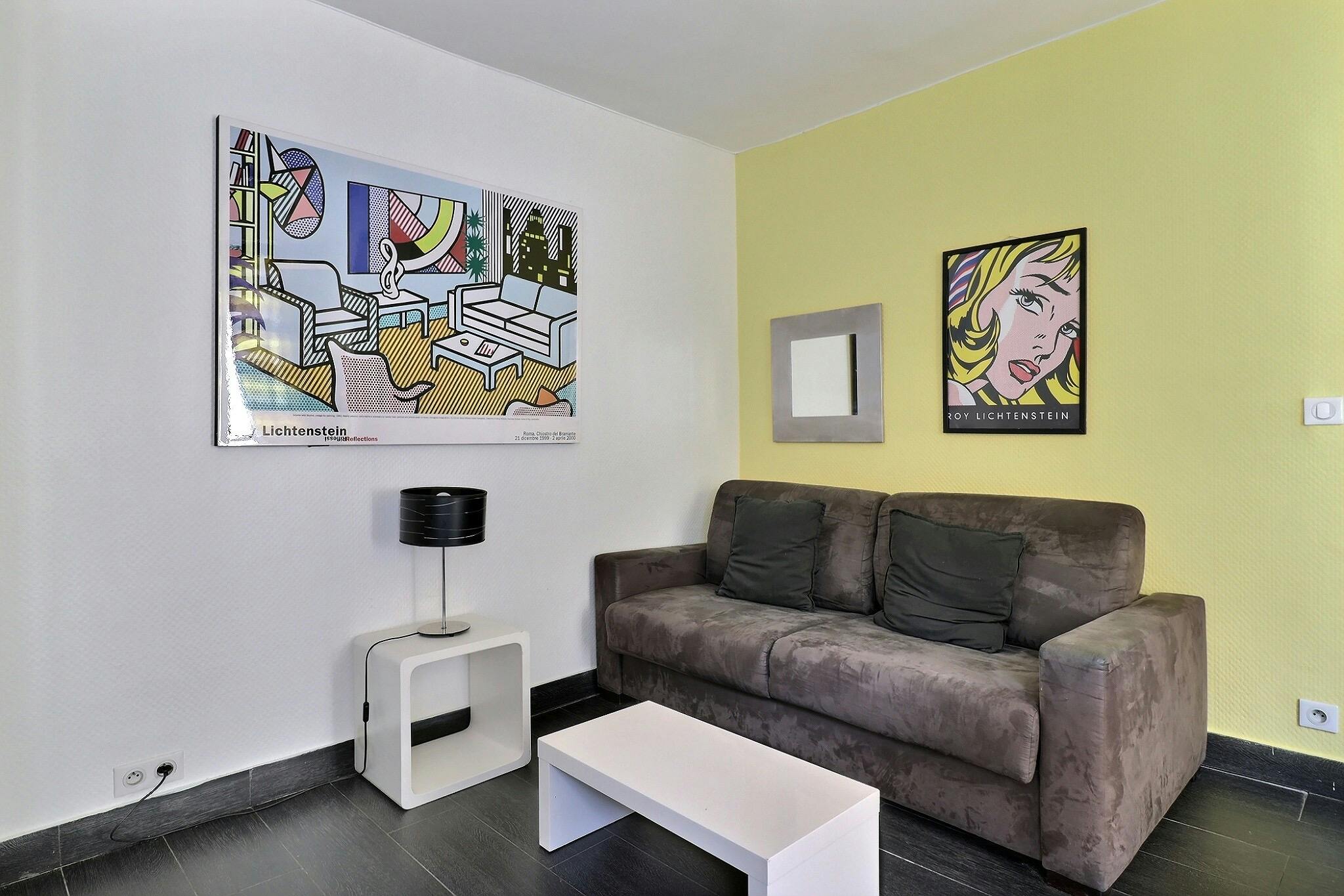 Studio in Paris