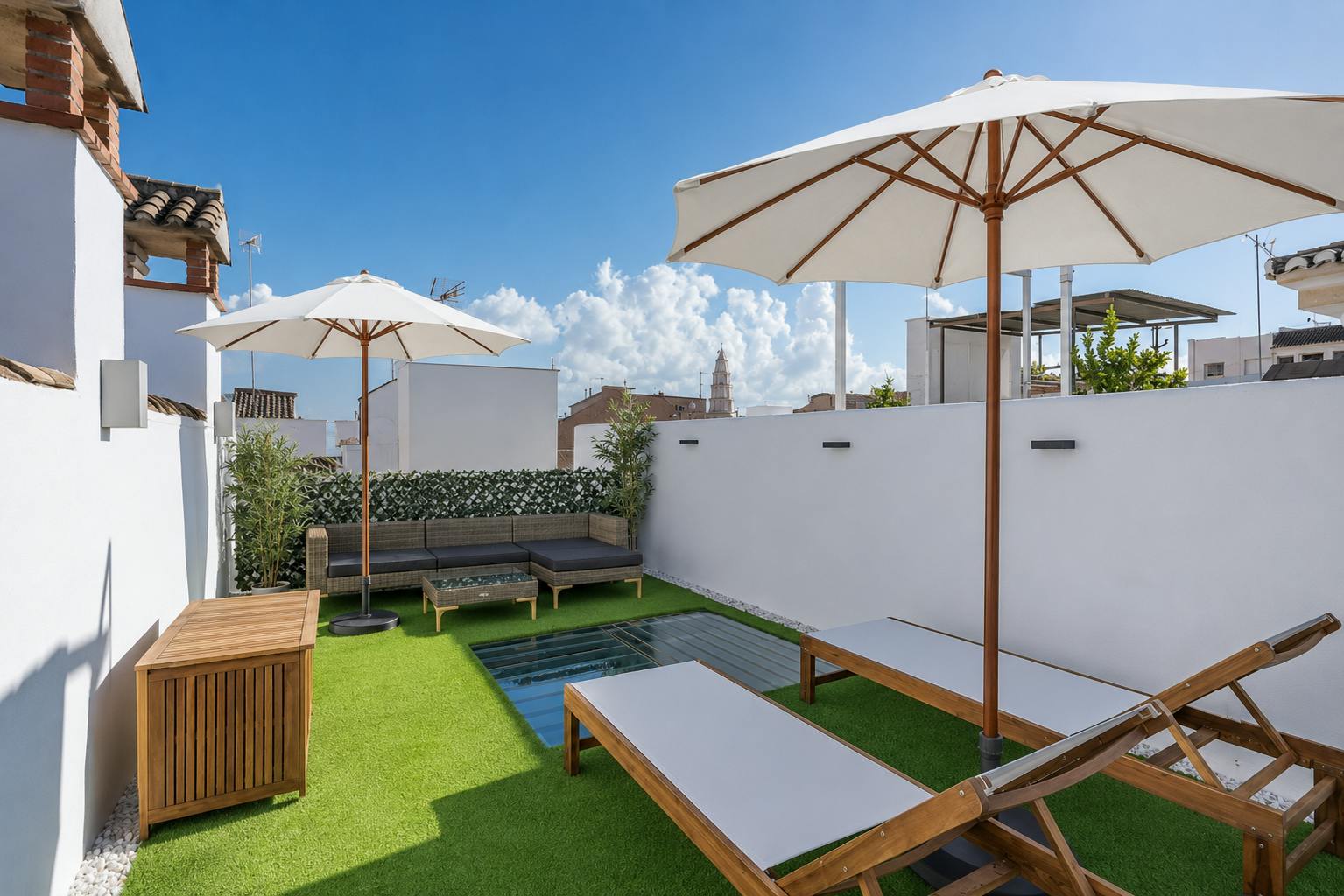 Appartement te huur voor € 1.200 per maand in Granada, Calle Ancha de la Virgen