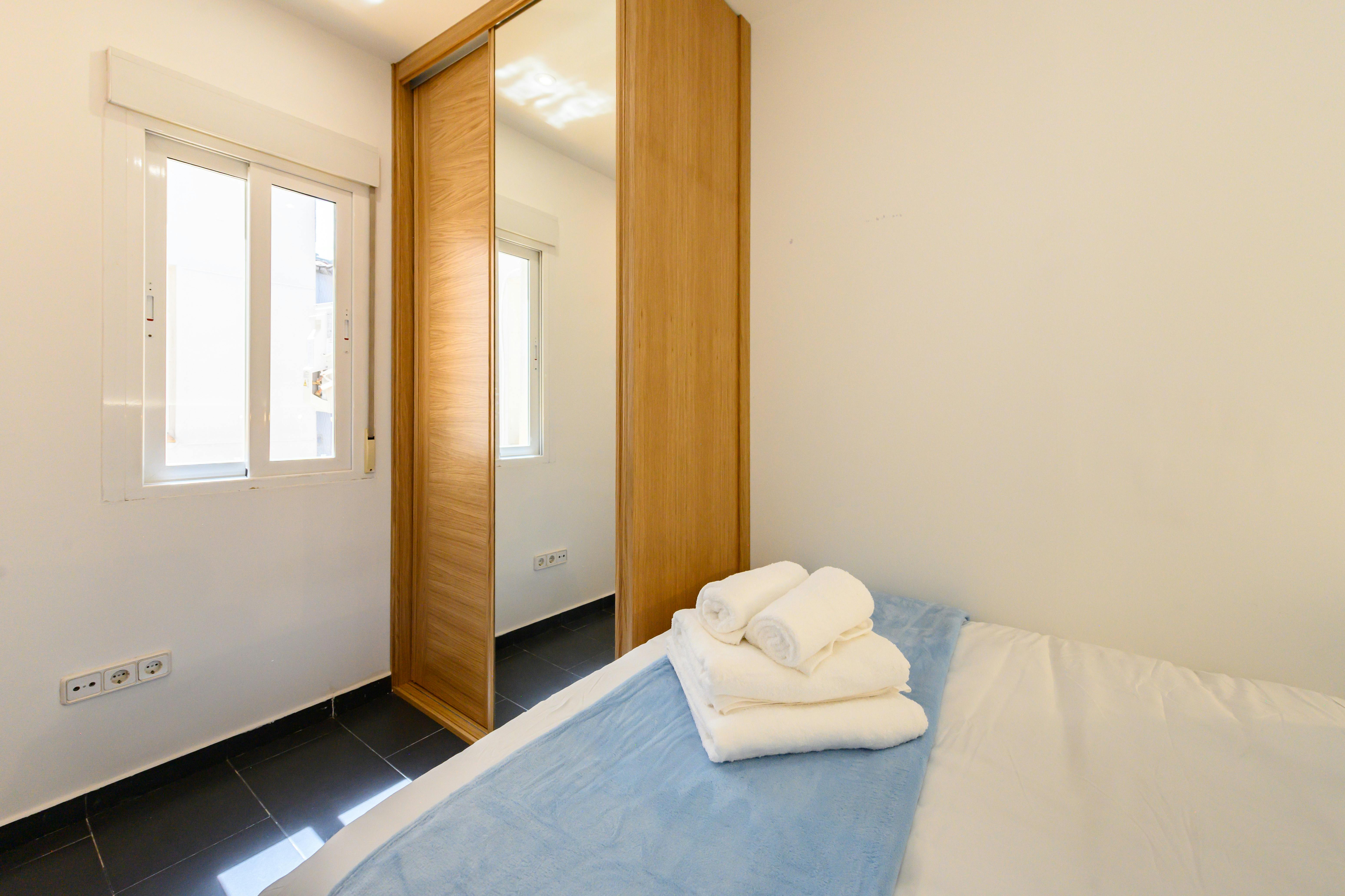 1-Bedroom Apartment in Calle de Huesca, Madrid (1721053) ROOM 3