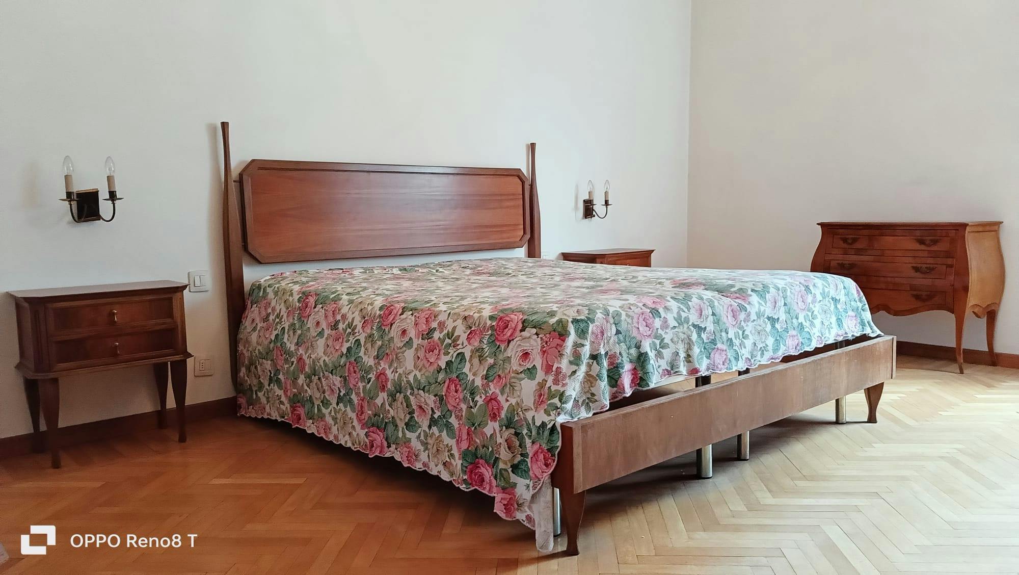 私人房间 正在以 €530 的月租出租，其位于 Florence, Via Francesco Carletti