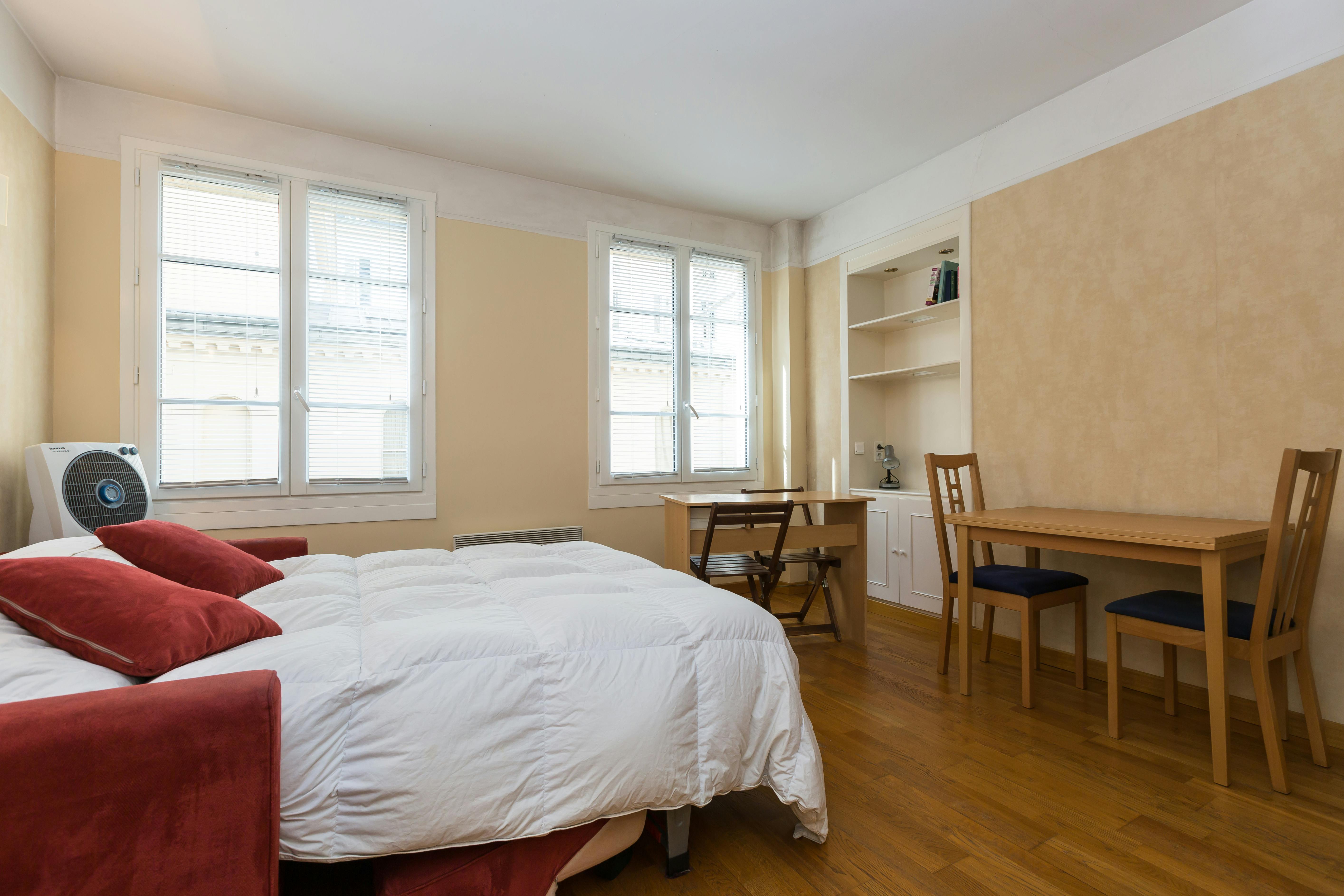 Apartment in Quai Voltaire, Paris (1721120) ROOM 4
