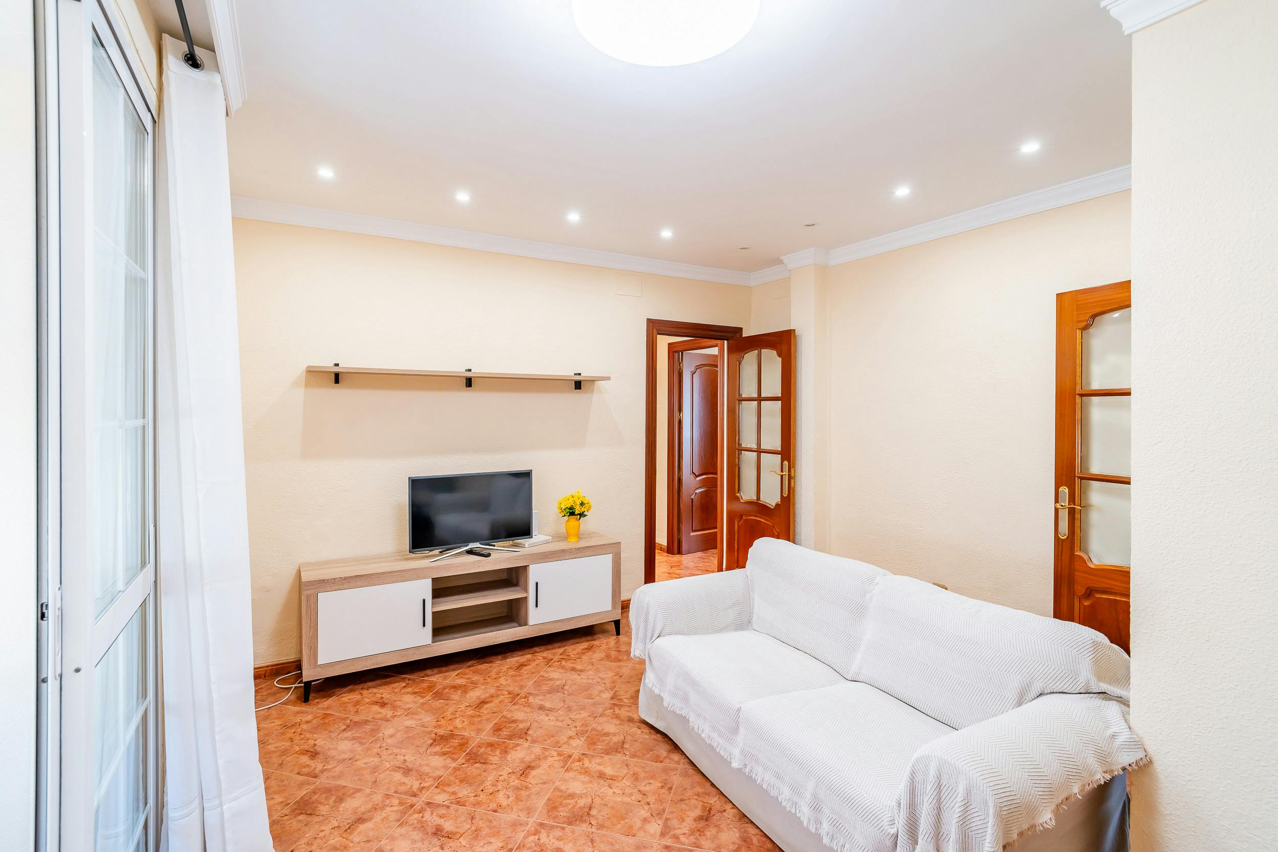2-Bedroom Apartment in Calle Alférez González Berrocal, Málaga (1721151) ROOM 1