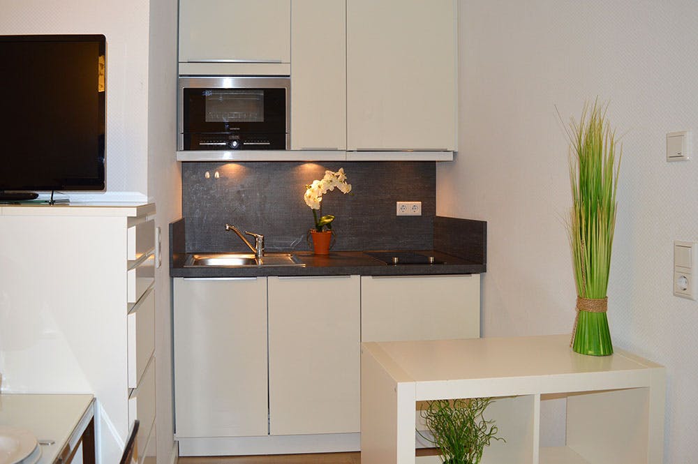 1-Bedroom Apartment in Bismarckstraße, Köln (1721195) room image 2