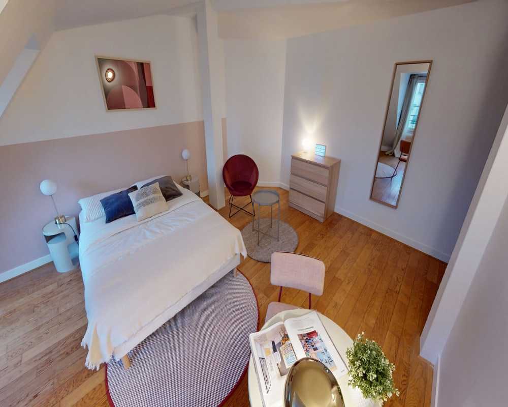 Apartment in Paris