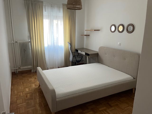 Cameră comună de închiriat pentru 400 EUR pe lună în Athina, Kipselis