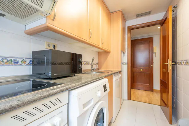 1-Bedroom Apartment in Calle de Eraso, Madrid (1721358) room image 6