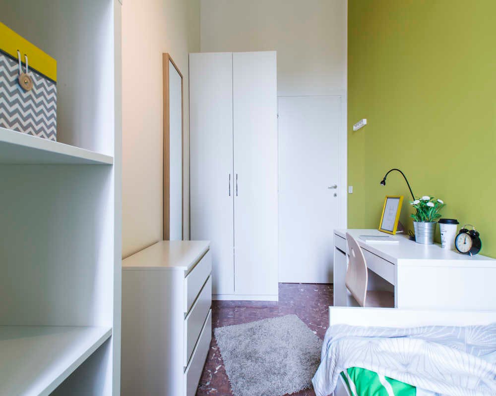 Viale Abruzzi, Milan preview