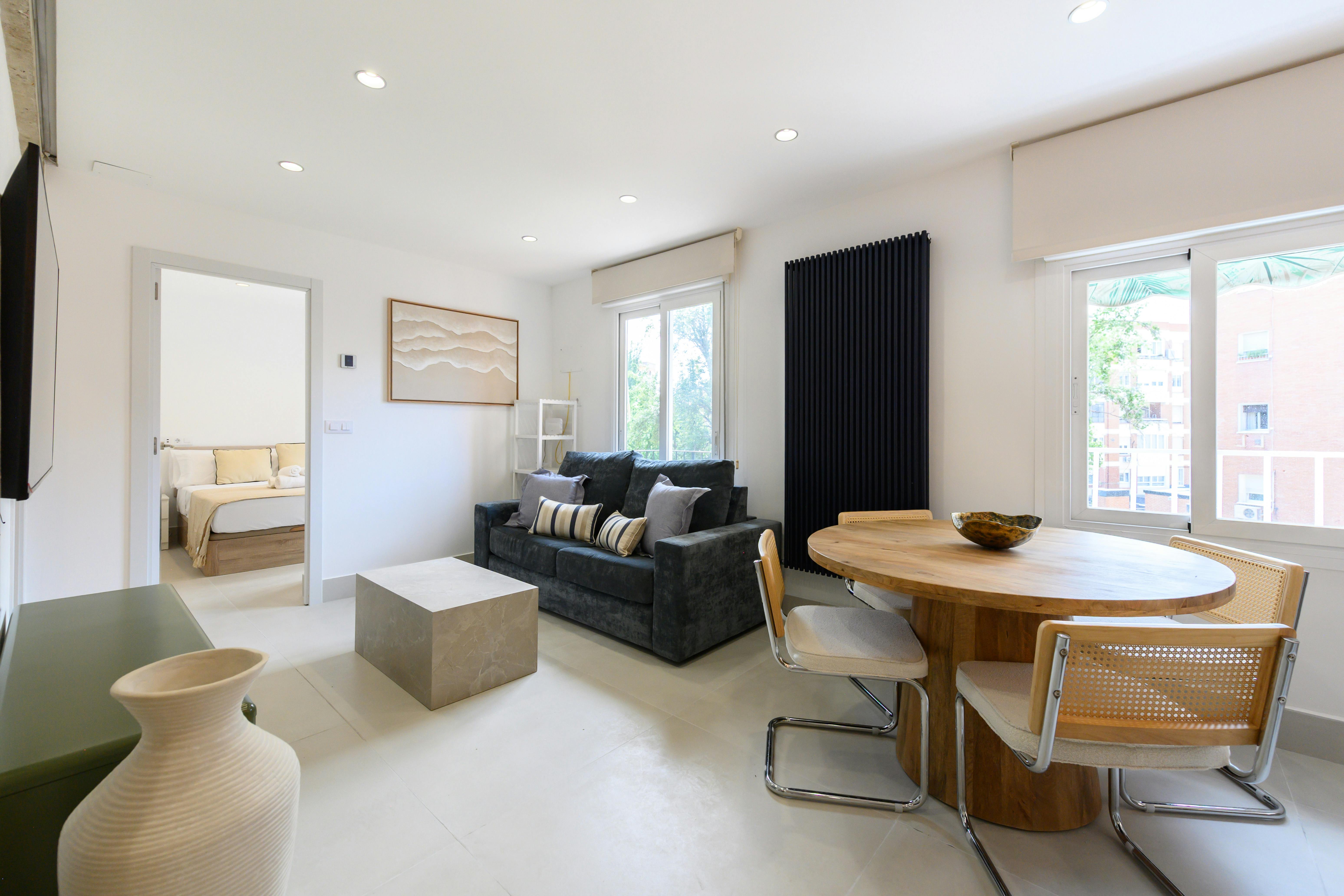 2-Bedroom Apartment in Calle de Colombia, Madrid (1721456) ROOM 1