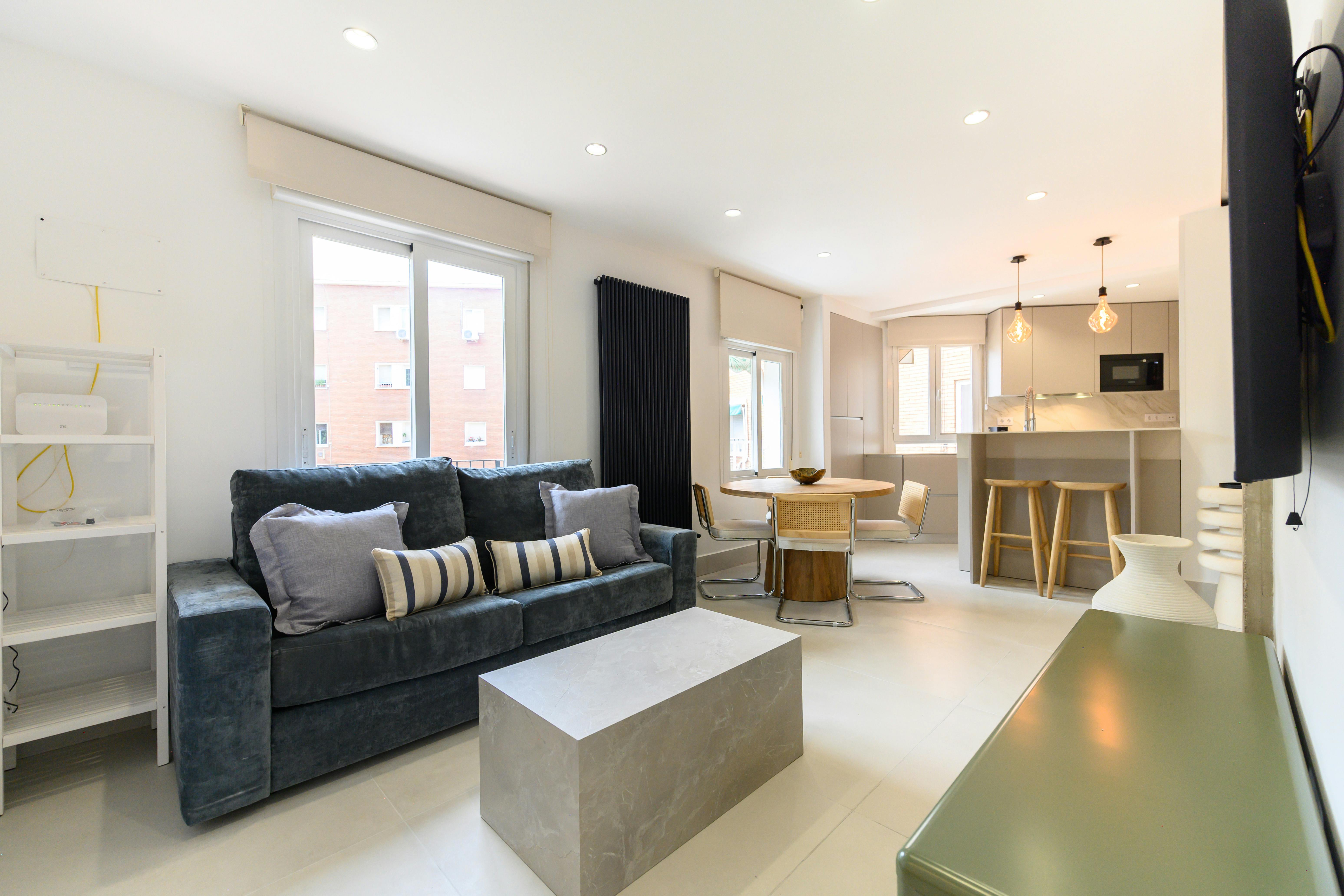 2-Bedroom Apartment in Calle de Colombia, Madrid (1721456) ROOM