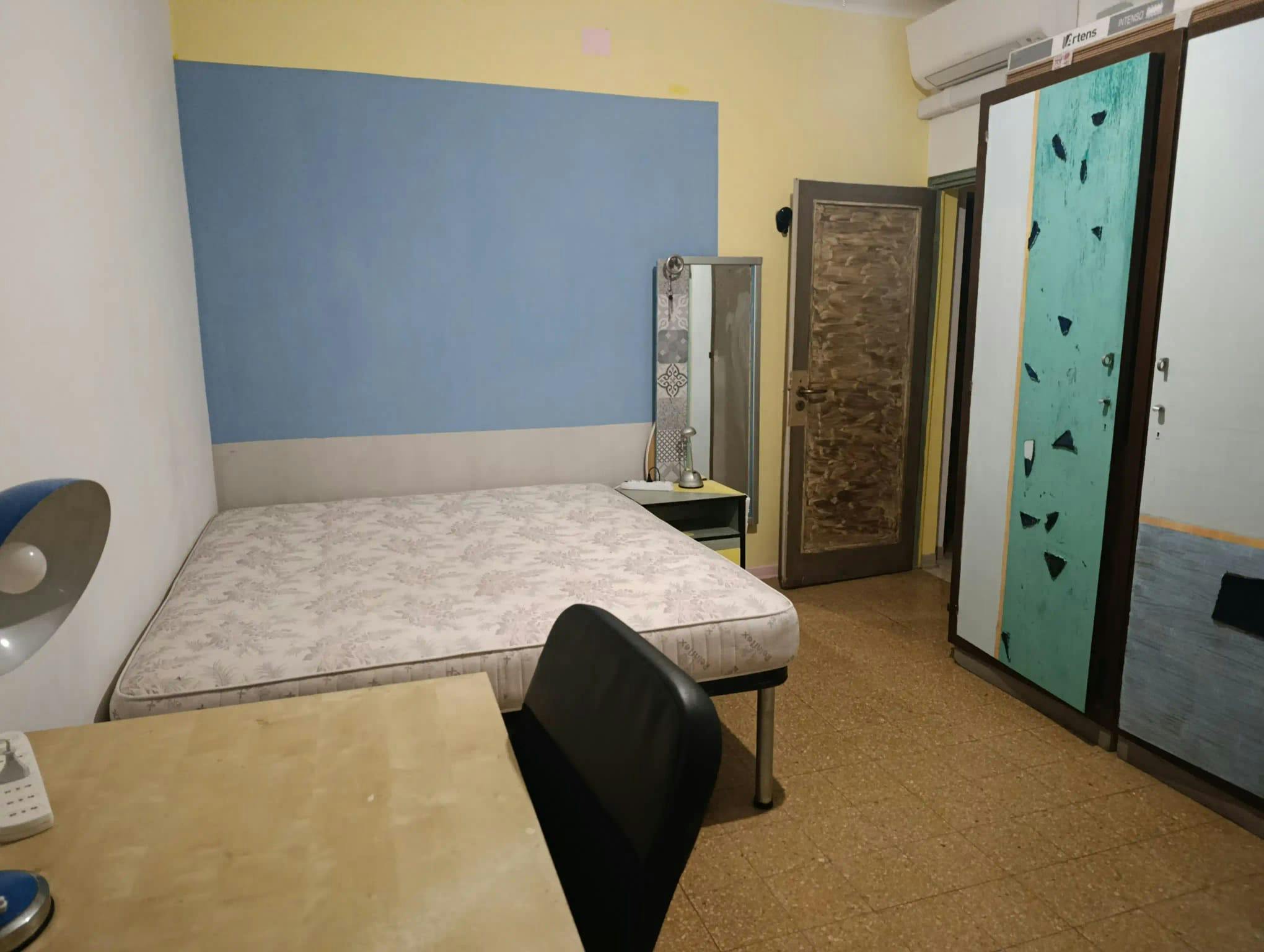Private room in Via Filippo Beroaldo, Bologna (1721541) room image 7