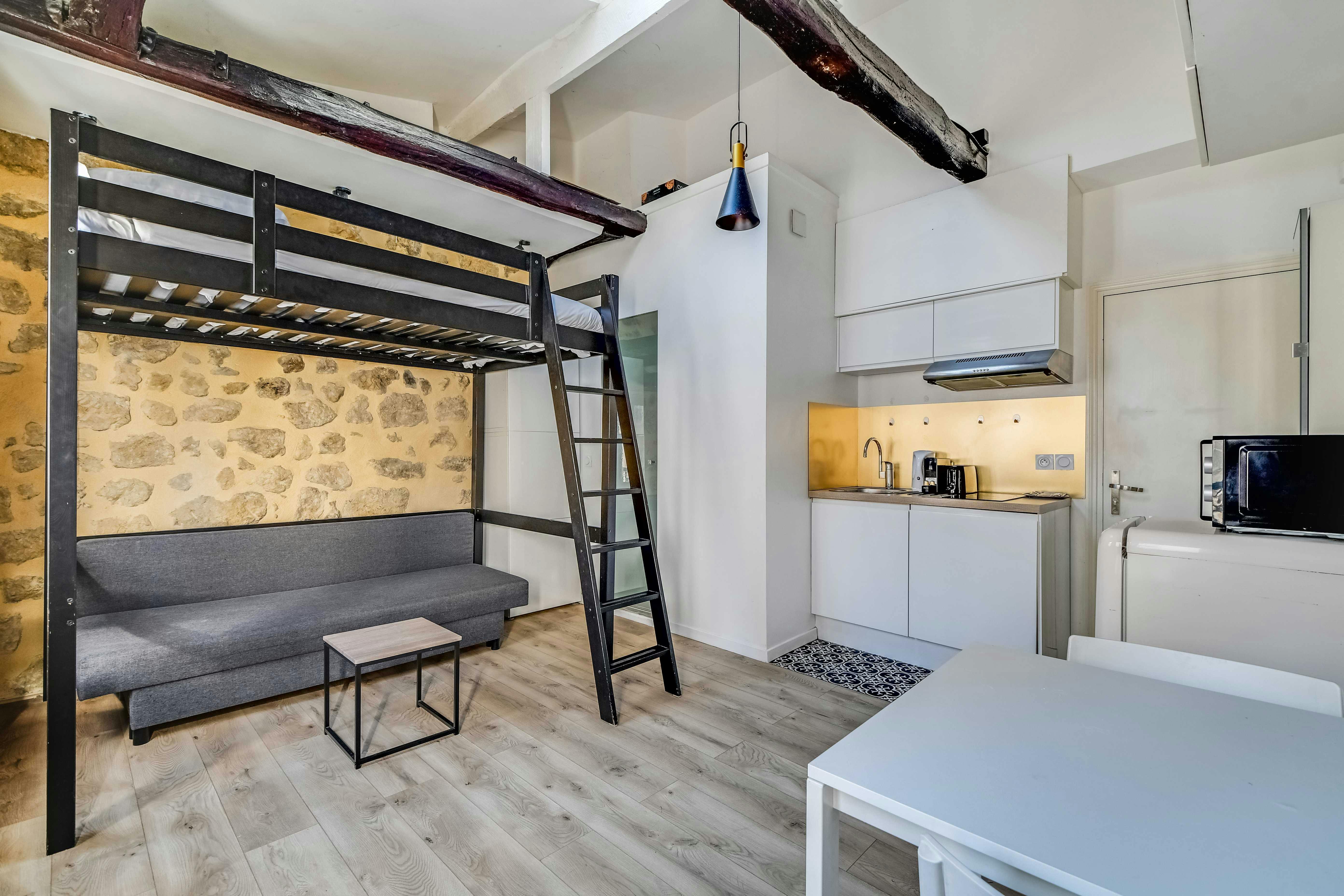 Rue du Roi d'Alger, Paris preview