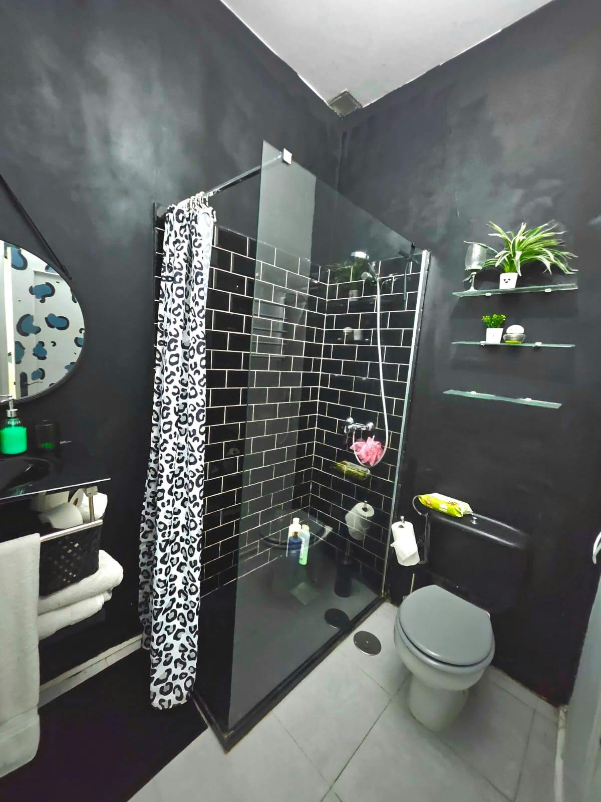 4-Bedroom Apartment in Calle de la Luna, Madrid (1721585) ROOM 4