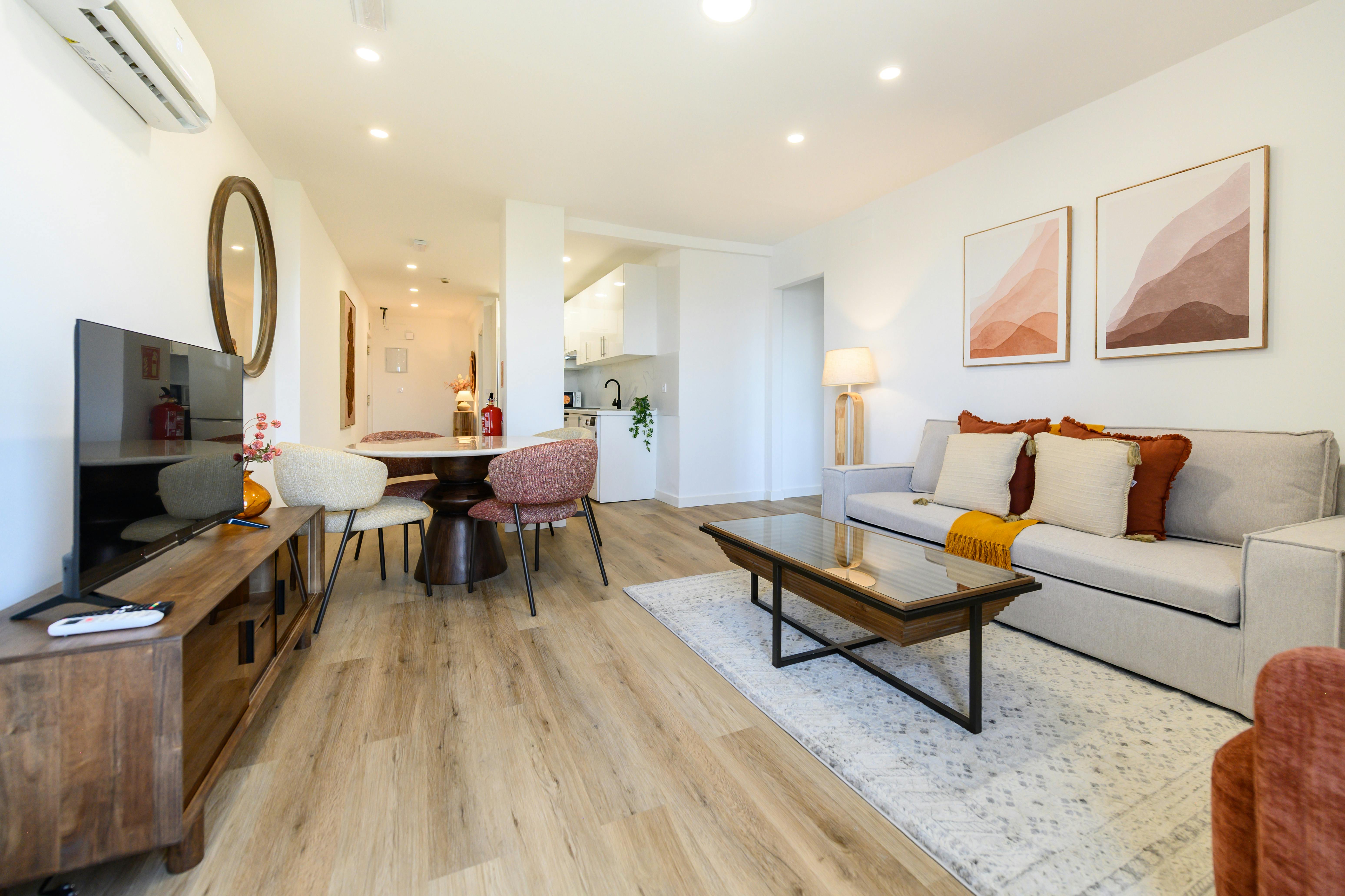 2-Bedroom Apartment in Avenida de Brasil, Madrid (1721598) ROOM