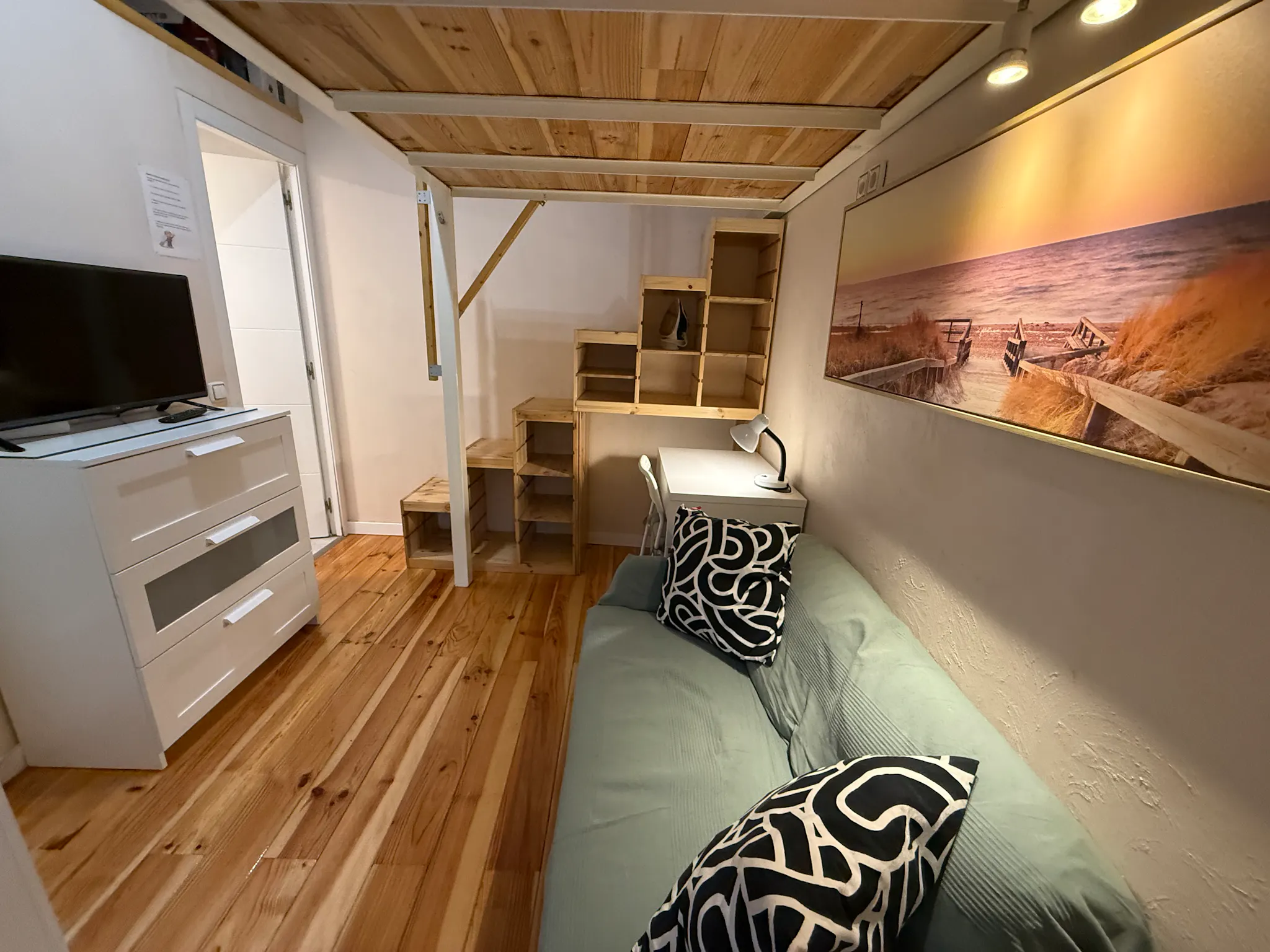 Apartment in Calle de San Andrés, Madrid (1721624) ROOM 1