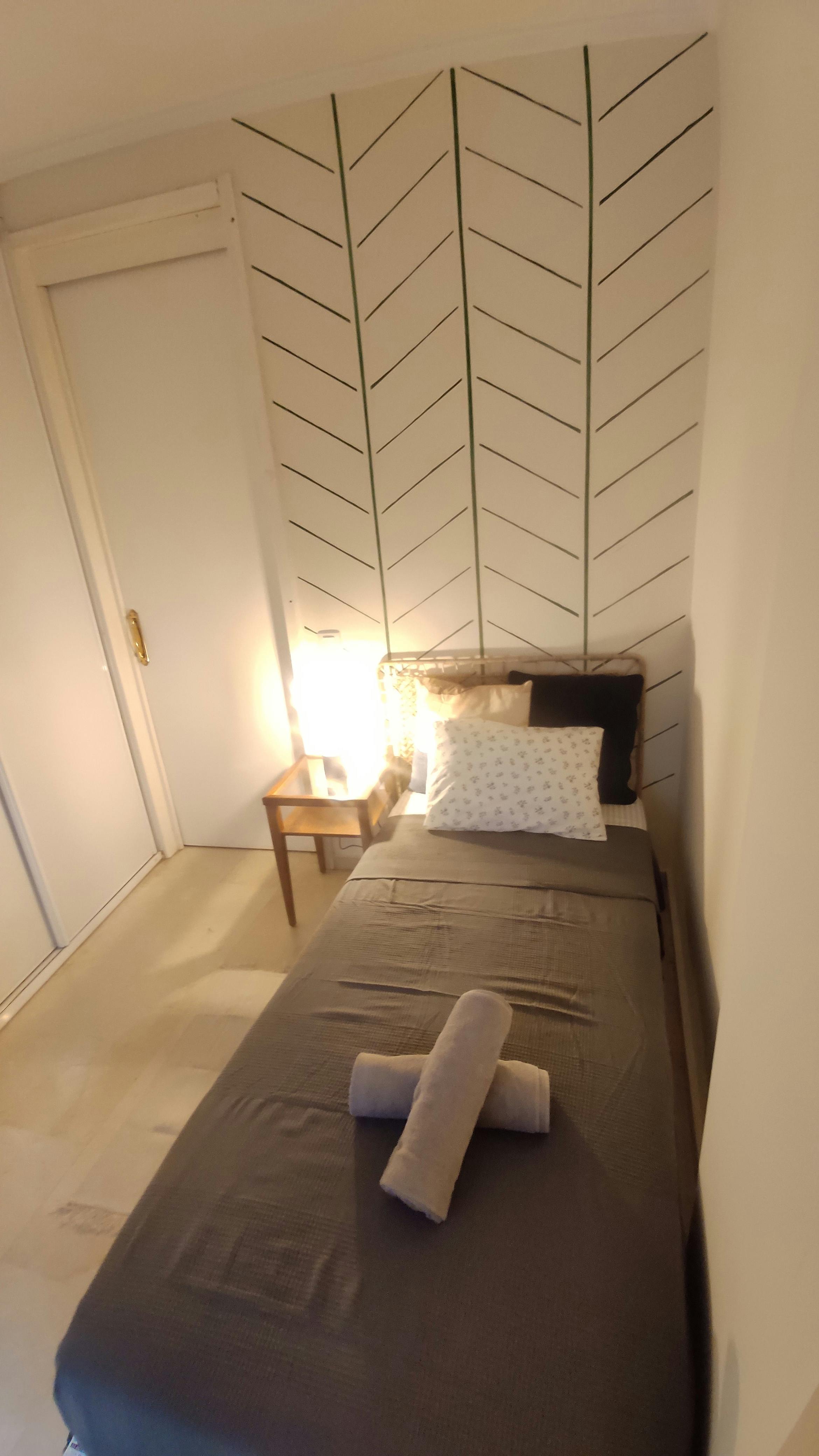 Private room in Carrer dels Aluders, Valencia (1721656) ROOM