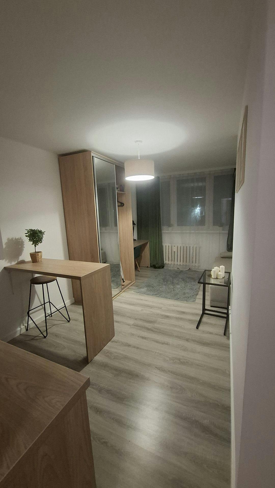 Dymińska, Warsaw preview