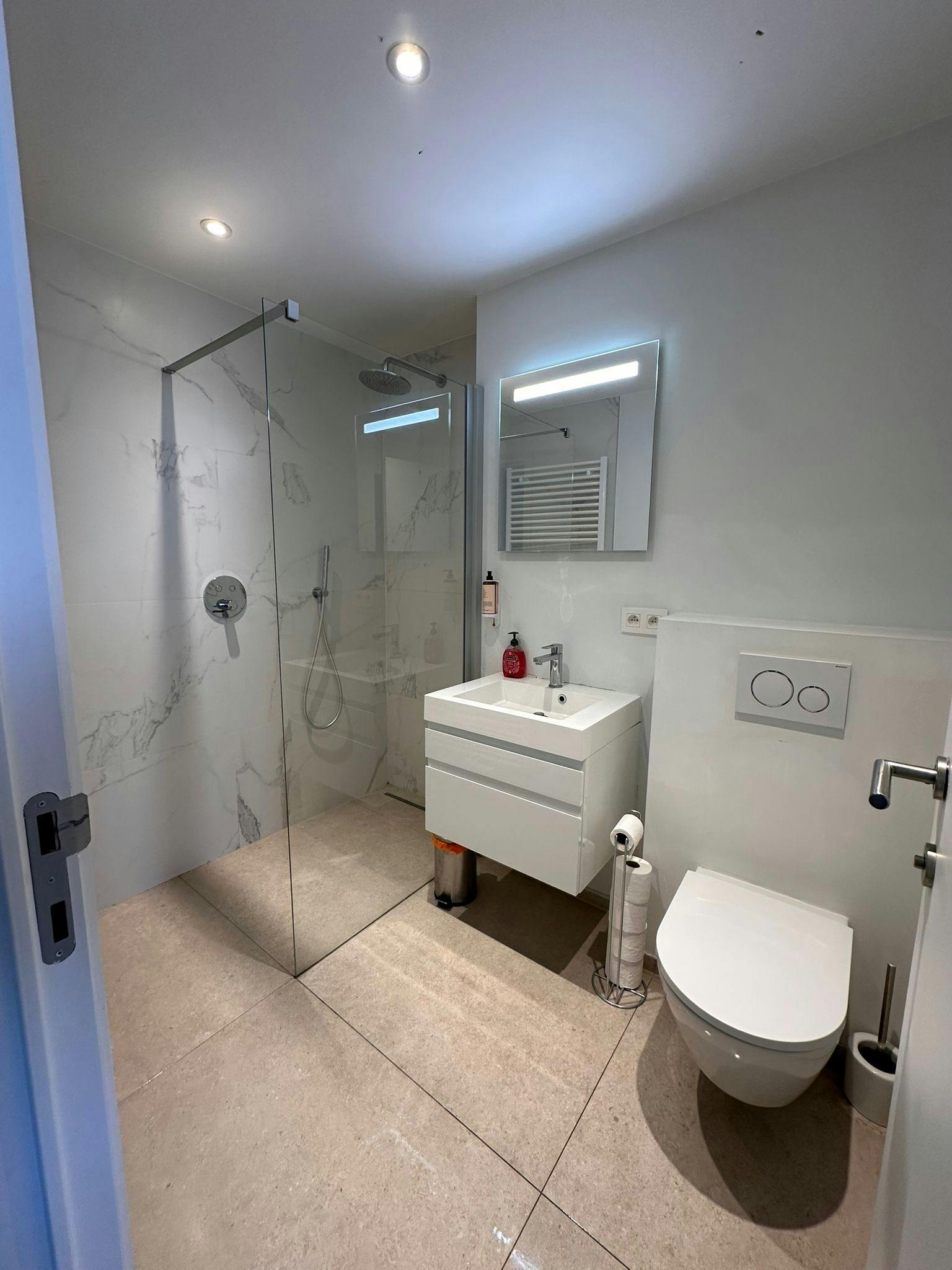2-Bedroom Apartment in Boulevard Emile Jacqmain, Brussels (1721809) ROOM 1