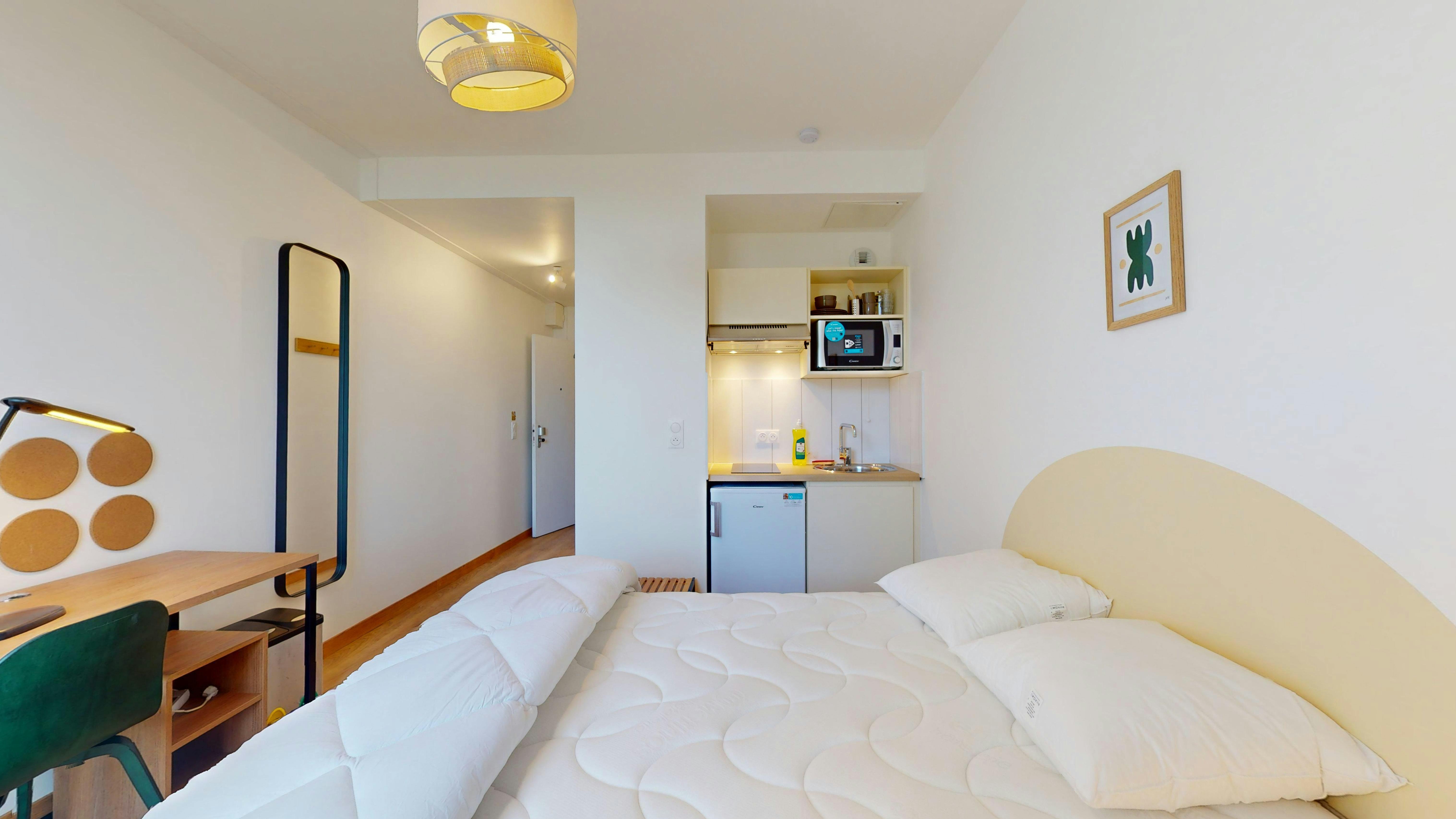Apartment in Place de la Pergola, Cergy (1721815) room image 1
