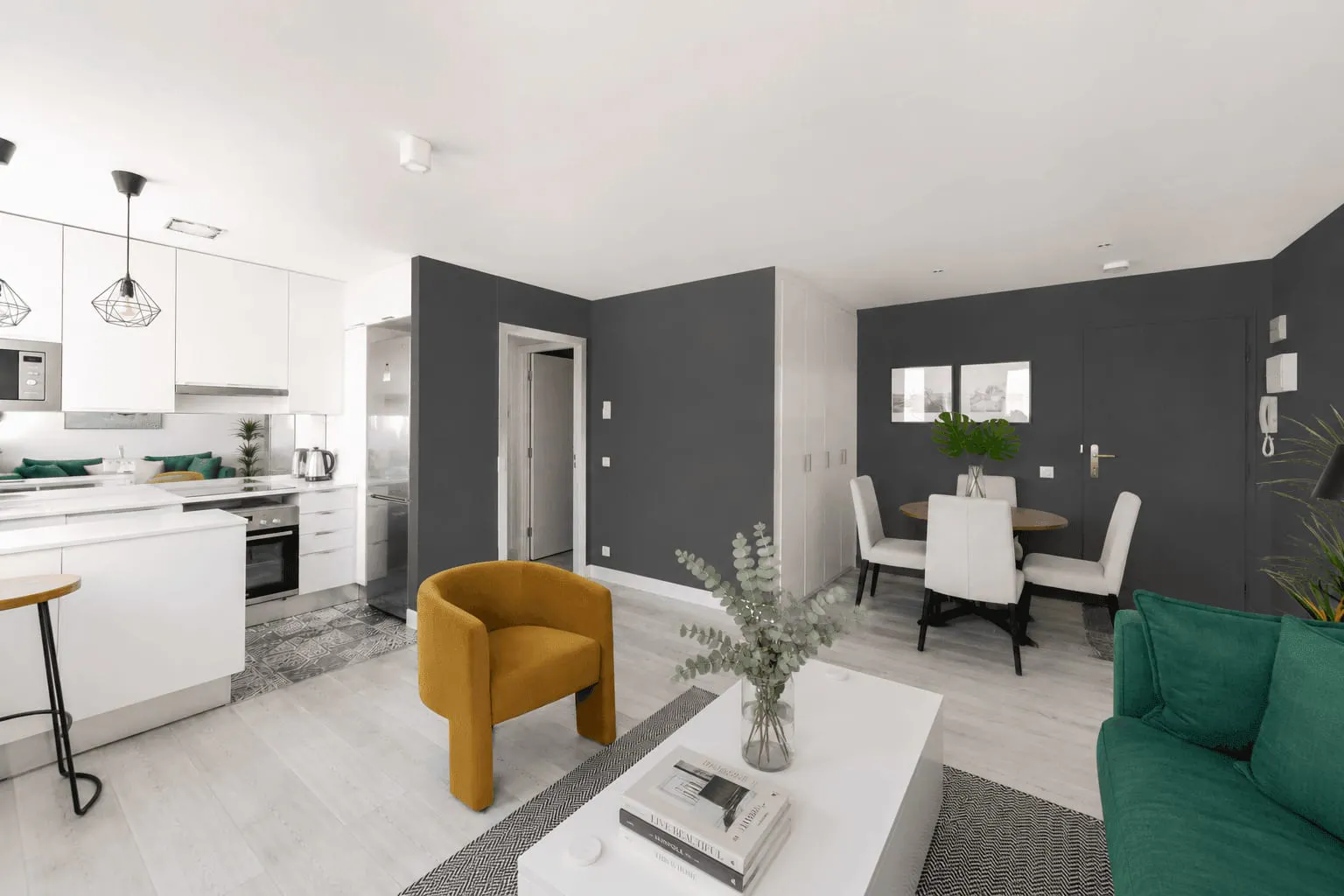 2-Bedroom Apartment in Calle de la Princesa, Madrid (1721855) ROOM 1