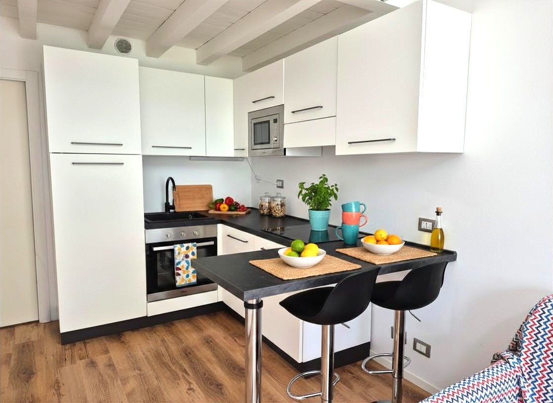 1-Bedroom Apartment in Via Enrico Cosenz, Milan (1721860) ROOM 3